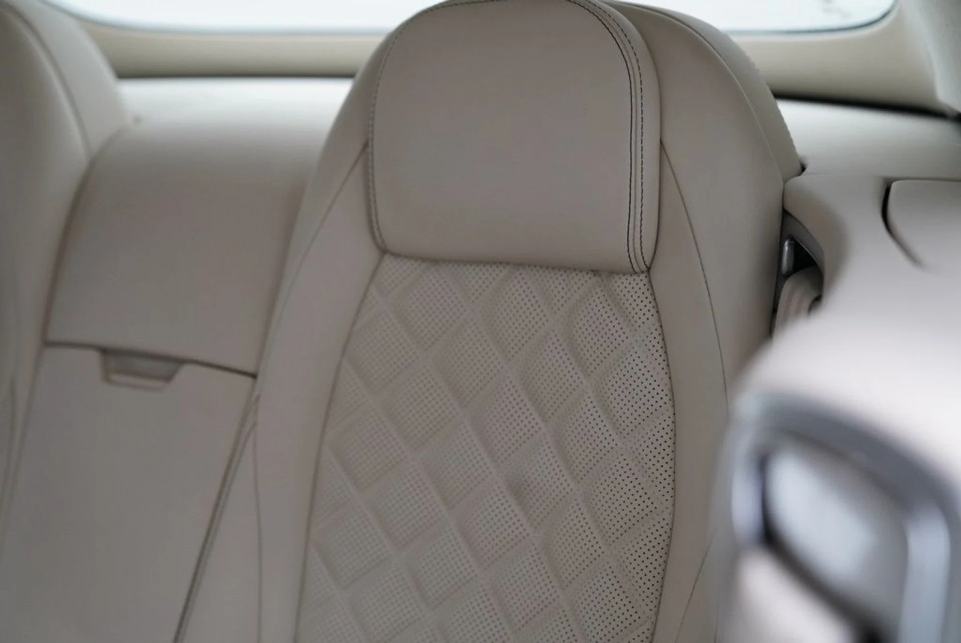 mph018_1755802698_plhya25mrxhe1jya07j4vrf4k1ns_aa4106c818