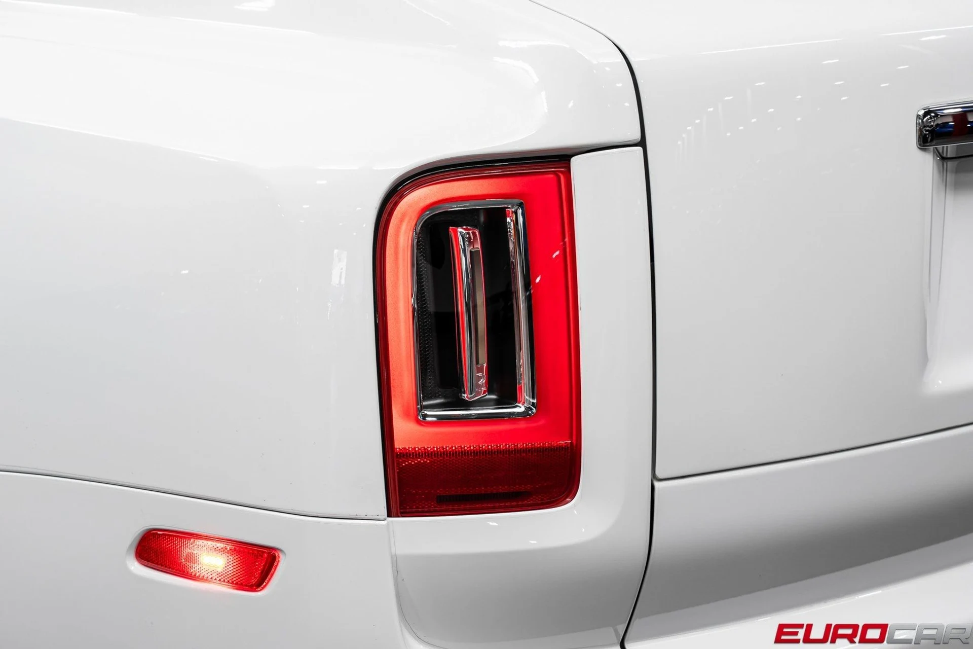 mph018_1758674633_image_19_0d135e7469