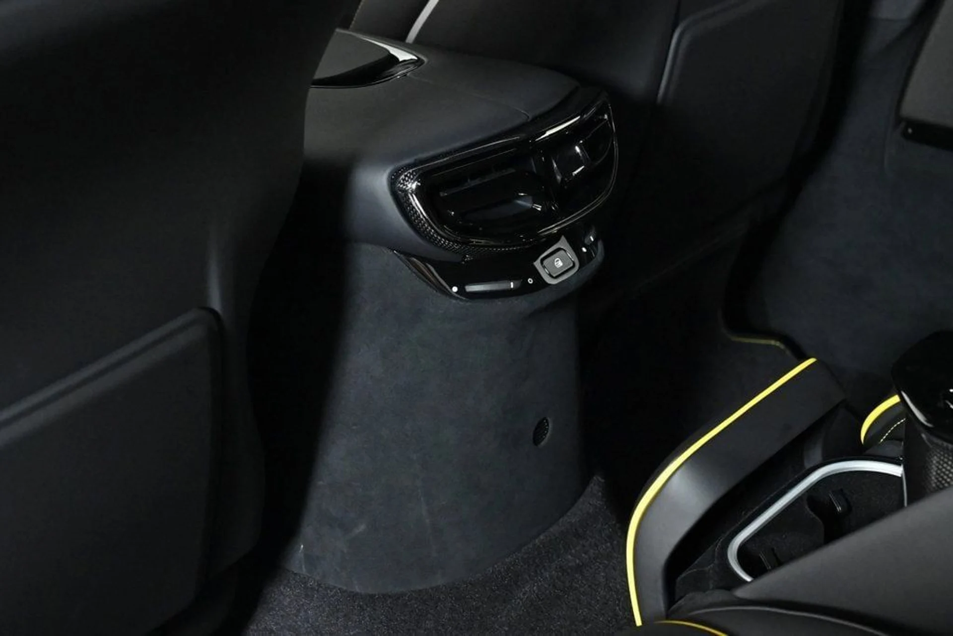 mph018_176863437_702b896c338f4dad891f828b593f27e7_b6737343d5