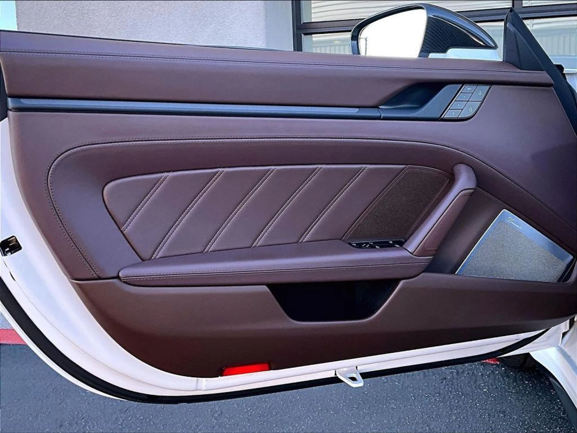 mph018_1772072017_Bkzkmk_X0xv_Gm9h0_EW_7tv_Cbmr5_K0_4069427131