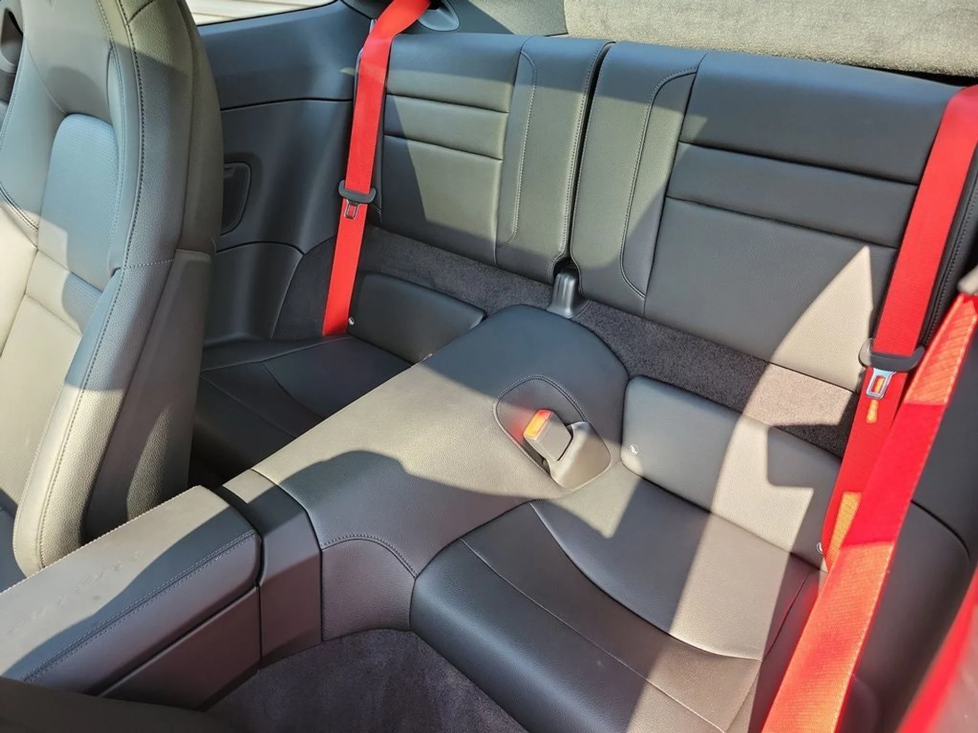 mph018_177405915_19_ba056eb36c