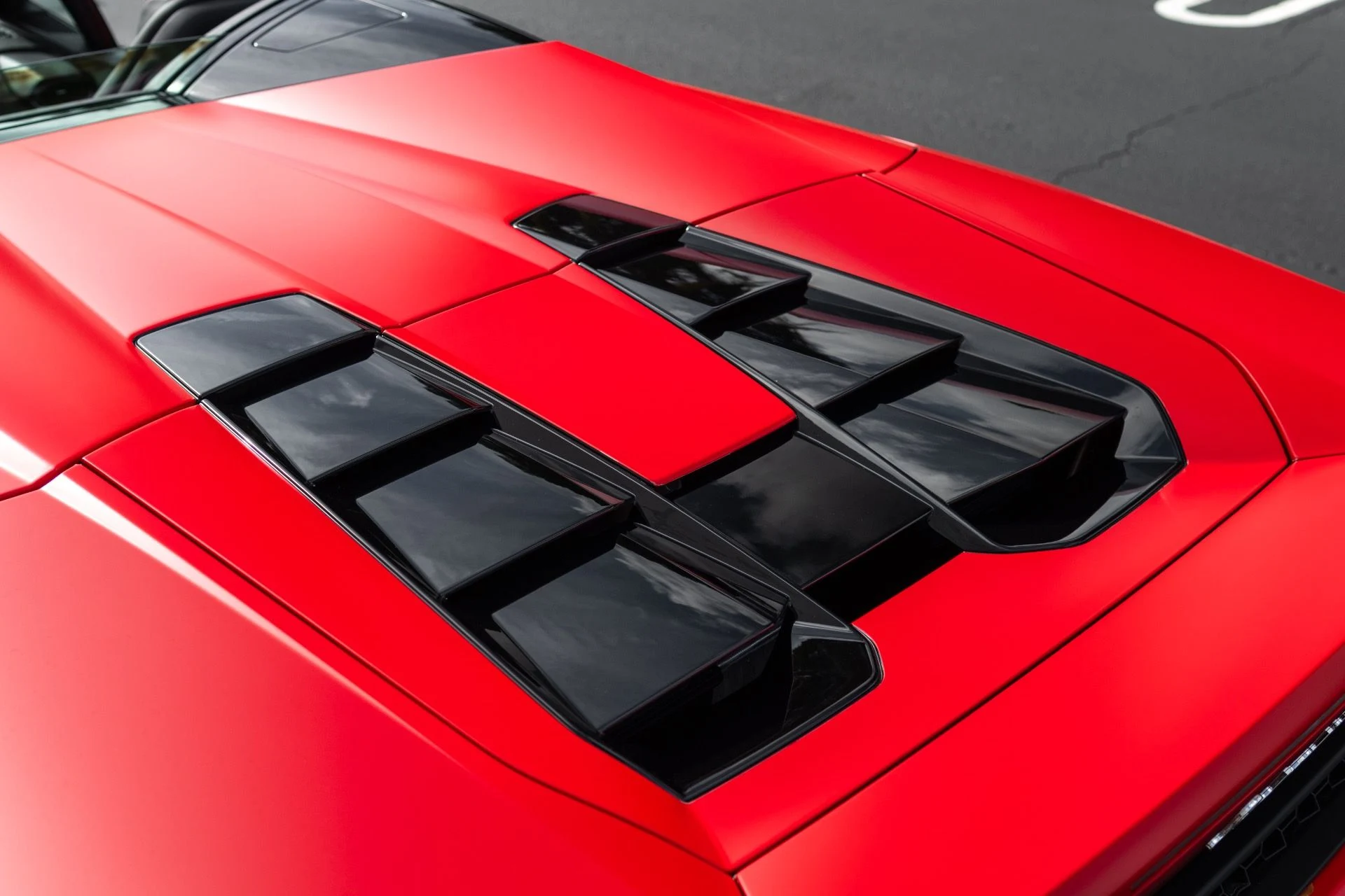 mph018_1775413330_Used_2018_Lamborghini_Huracan_LP_580_2_Spyder_1766443768_0fecdc3bb2