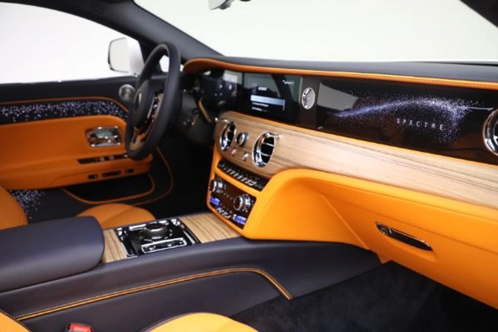 mph018_1794145050_Used_2024_Rolls_Royce_Spectre_fe80101acf