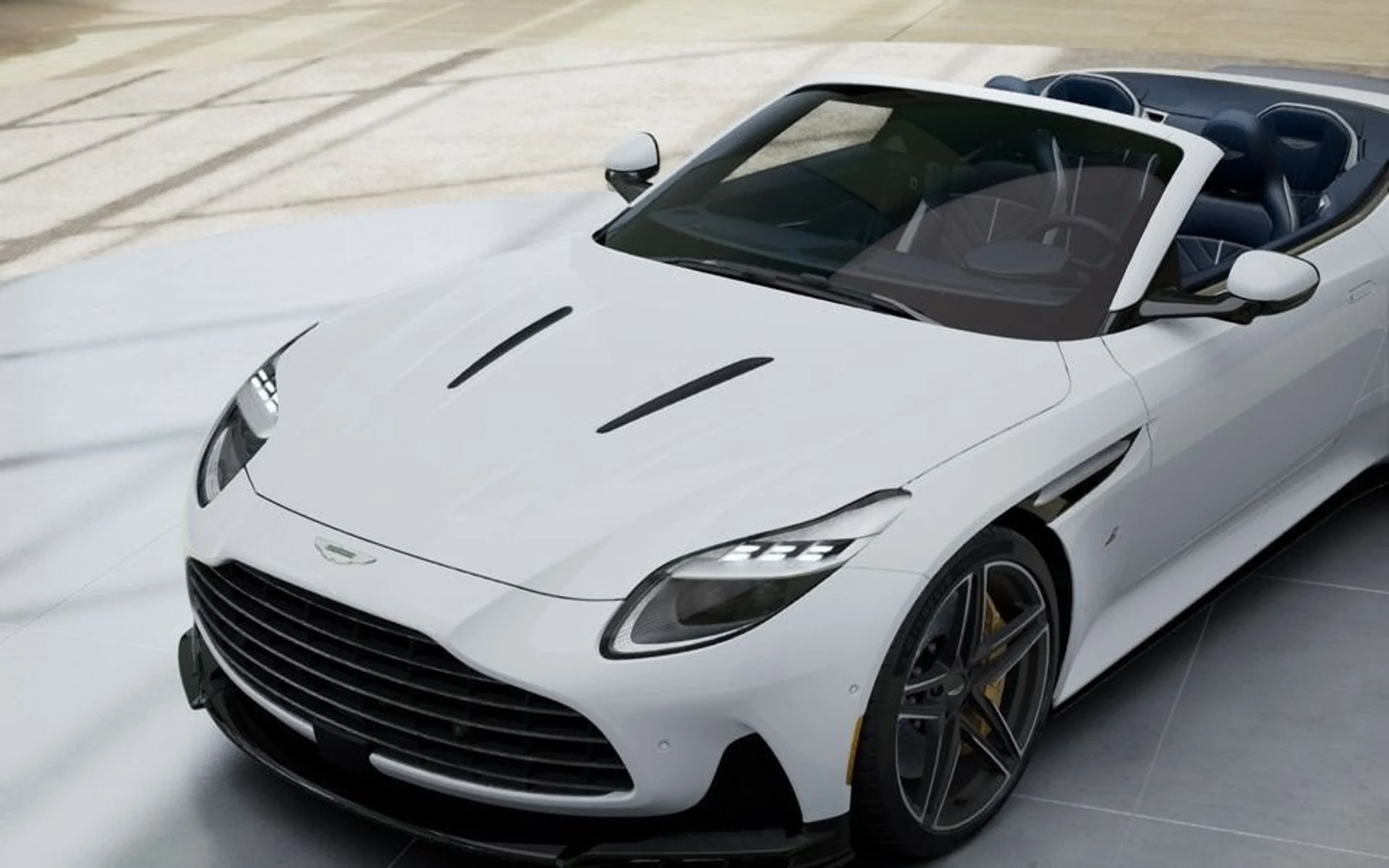 mph018_1796469719_New_2027_Aston_Martin_DB_12_S_Volante_In_Transit_1356d590dc
