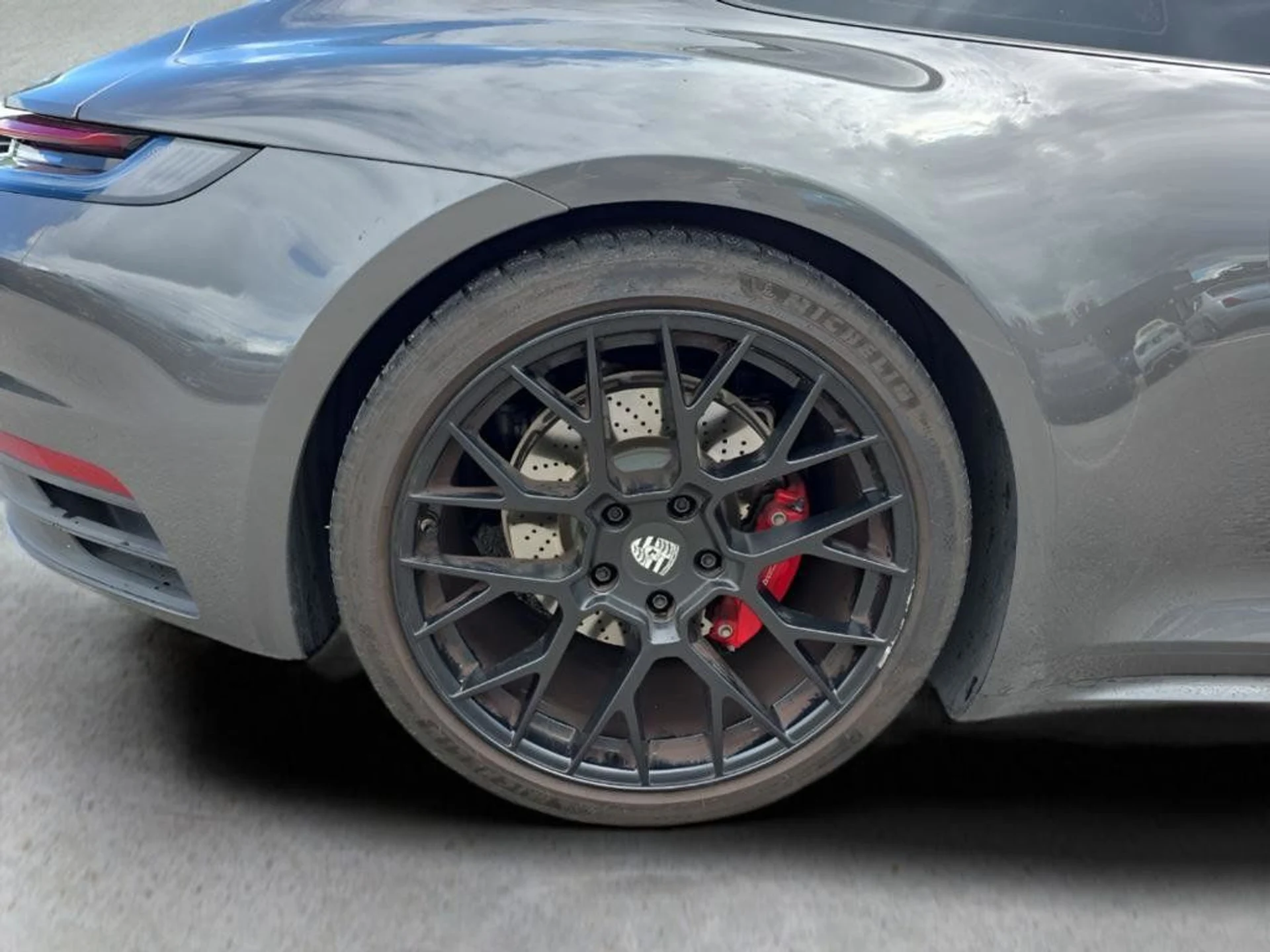 mph018_1799904639_a17f5c6d1e1043b29e9d8a754359f90a_bb9c92c898