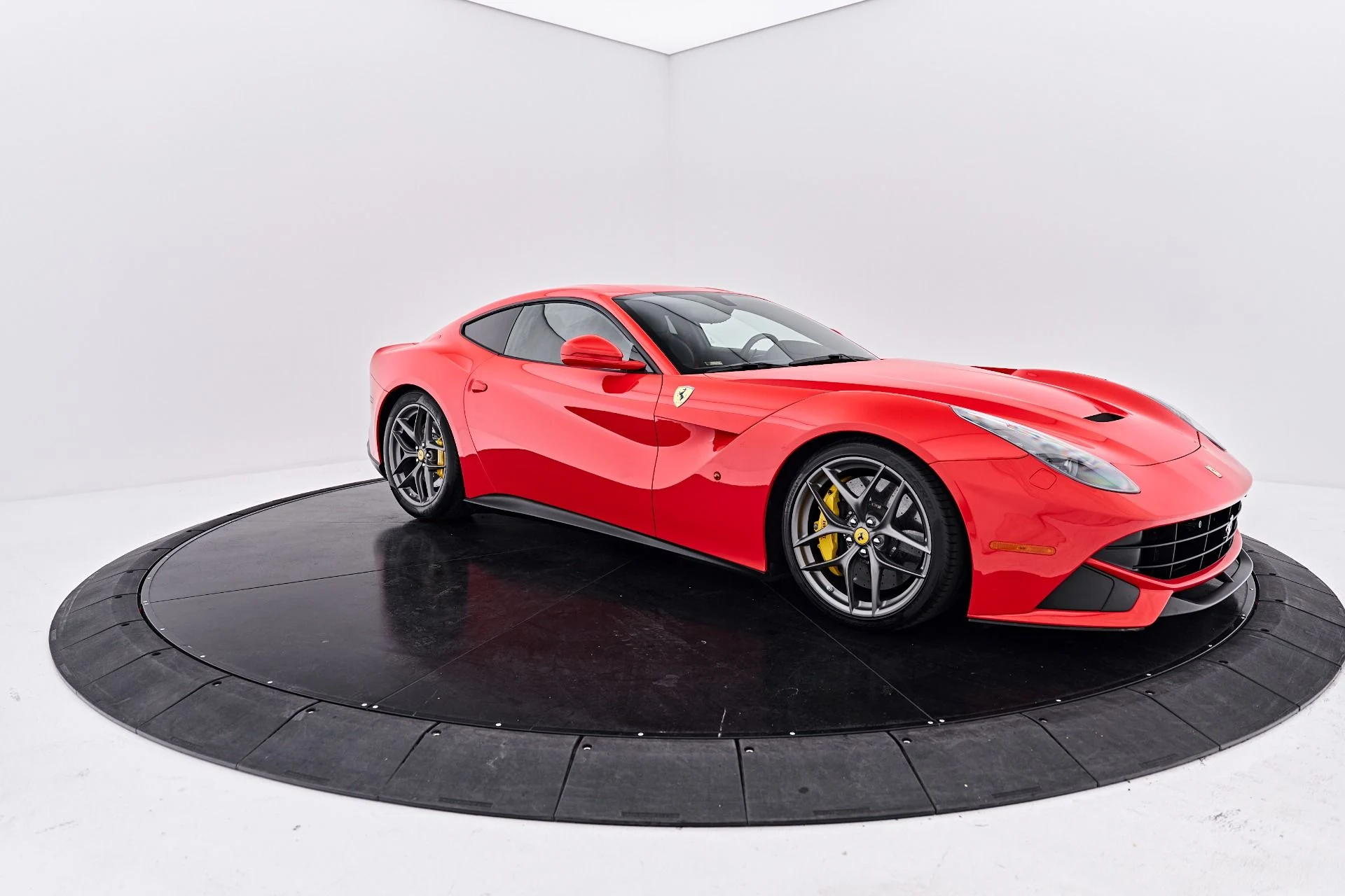 mph018_1813249163_Used_2016_Ferrari_F12_Berlinetta_1790987422_2d859944da