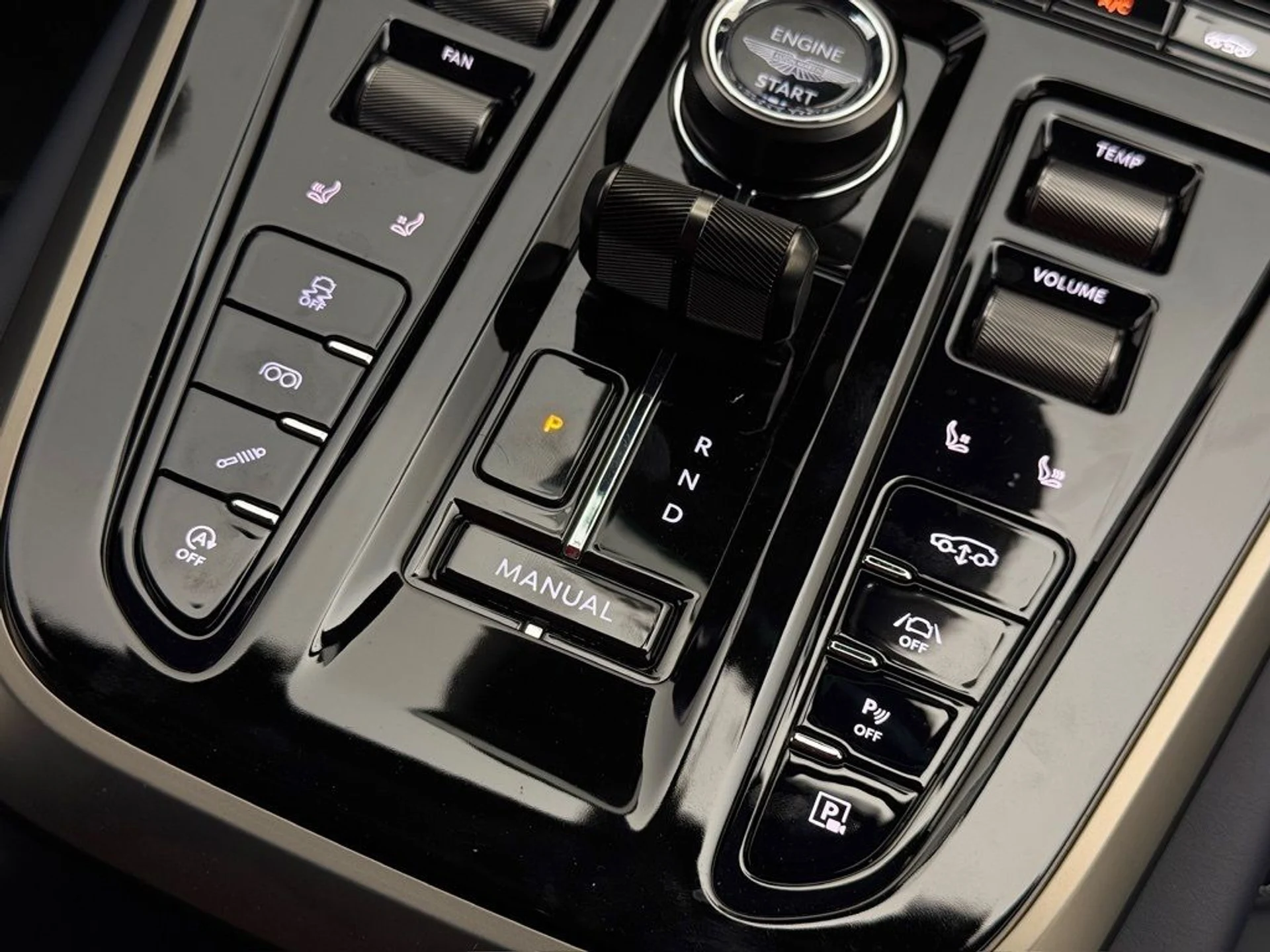 mph018_1816361764_hmadujzyqm4p56u5uqcqz85441ji_57b1eb555f