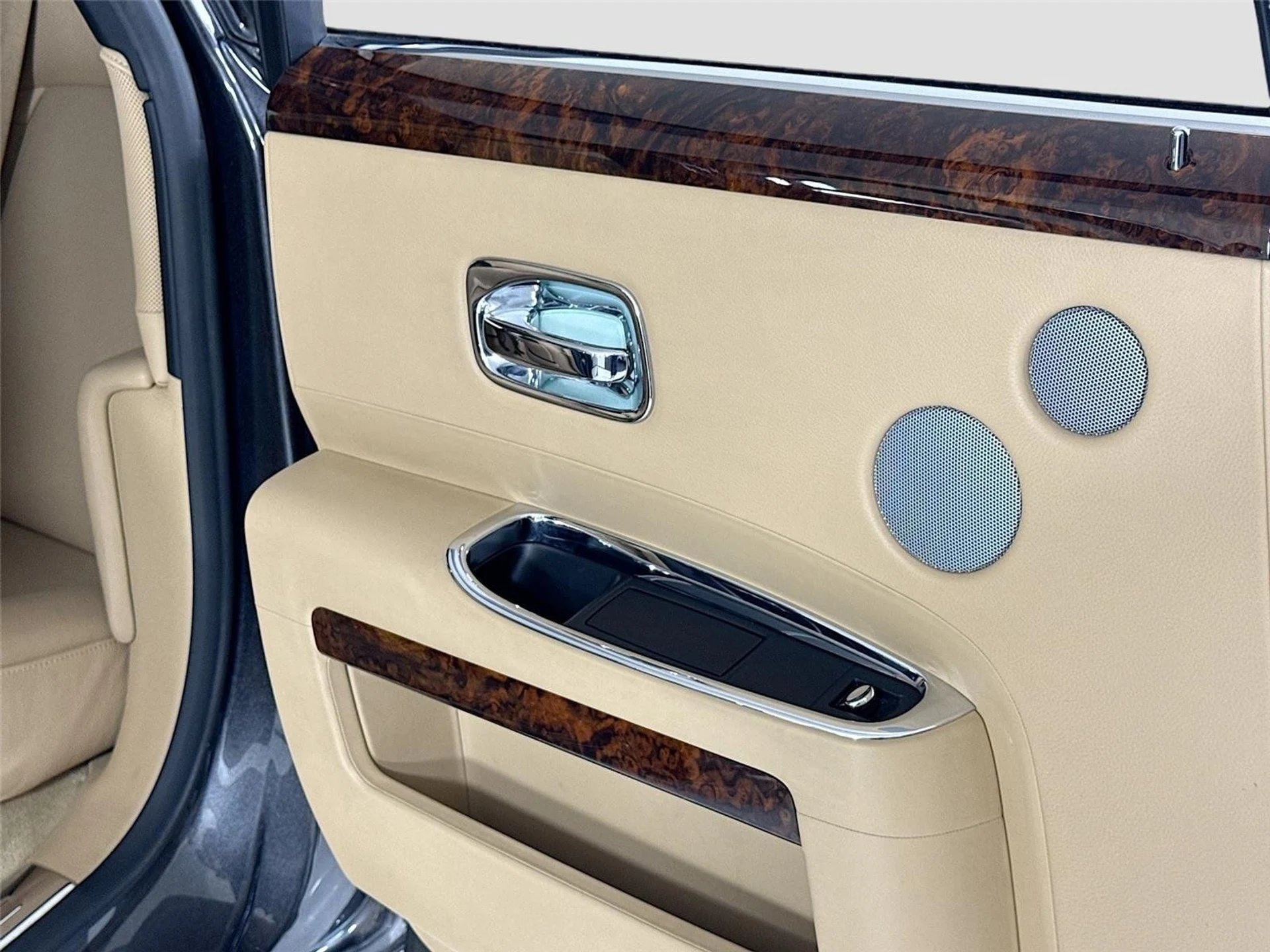 mph018_1824790378_f1574a1fed7eab057ee7e45a4411aef8_691b75c35c