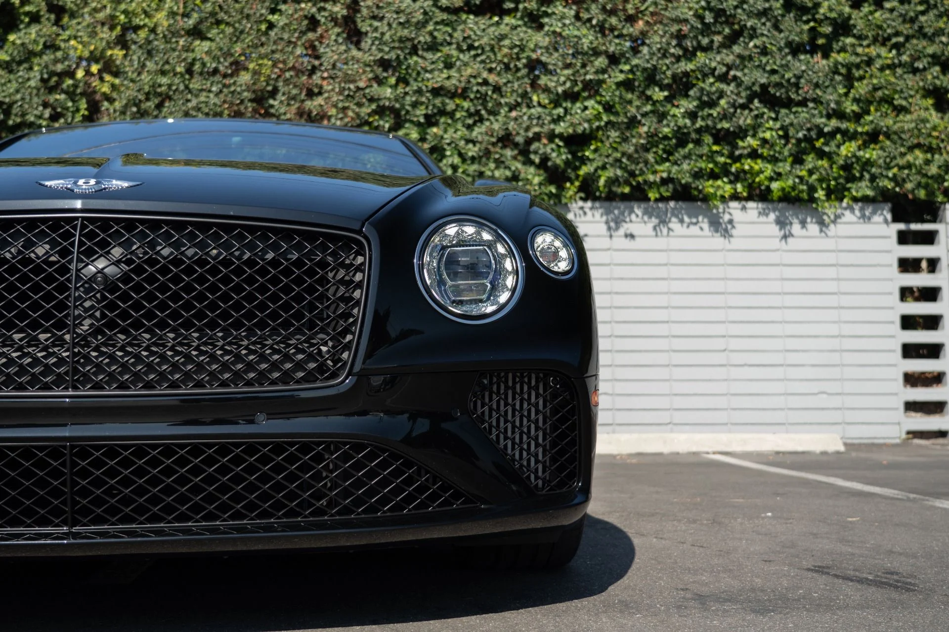 mph018_1825096555_Used_2023_Bentley_Continental_GTC_V8_1755892856_f440c769ef