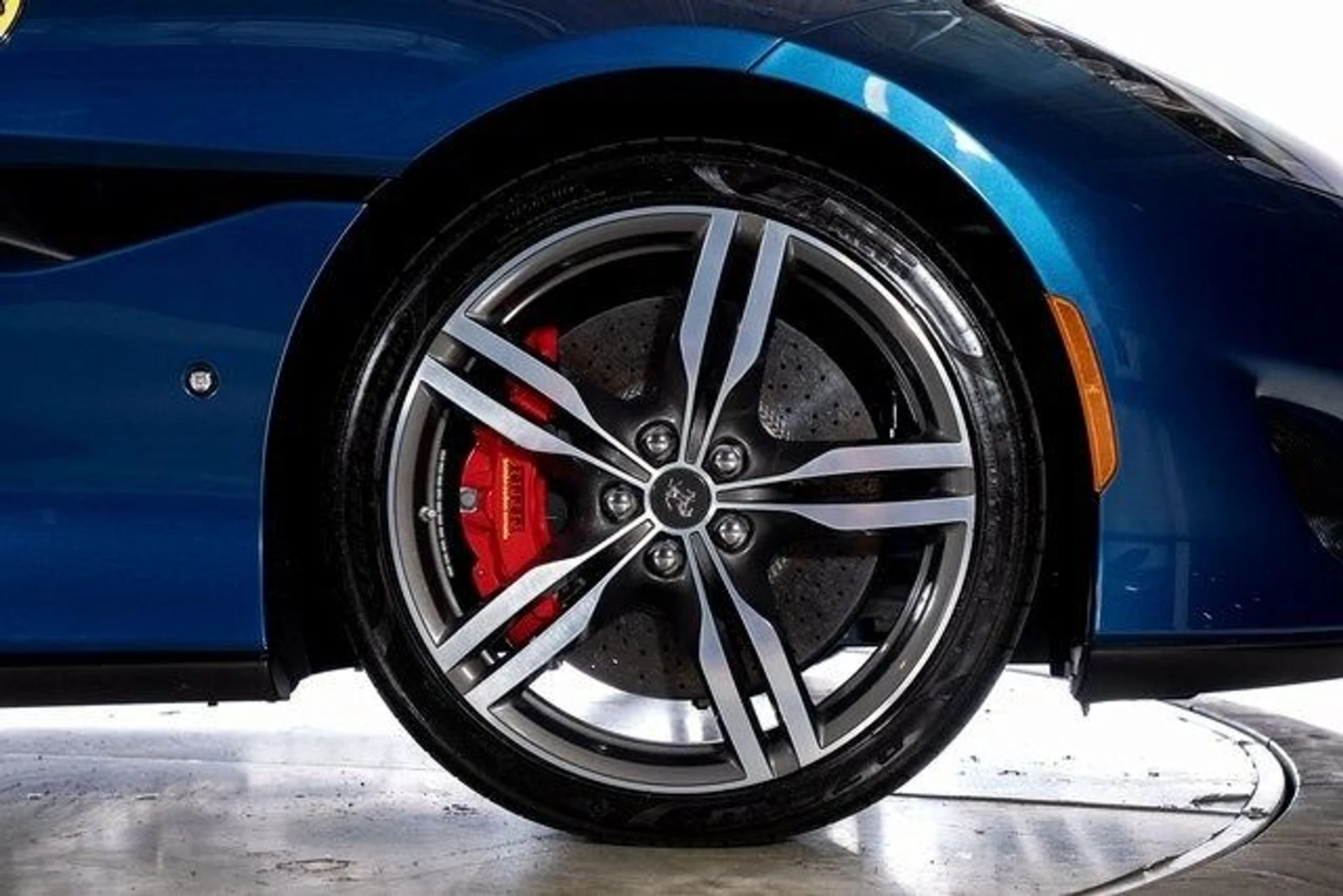 mph018_183023324_0e6ddf52ee3d890bbe43a3a8fe99667cx_793b5e9f2d