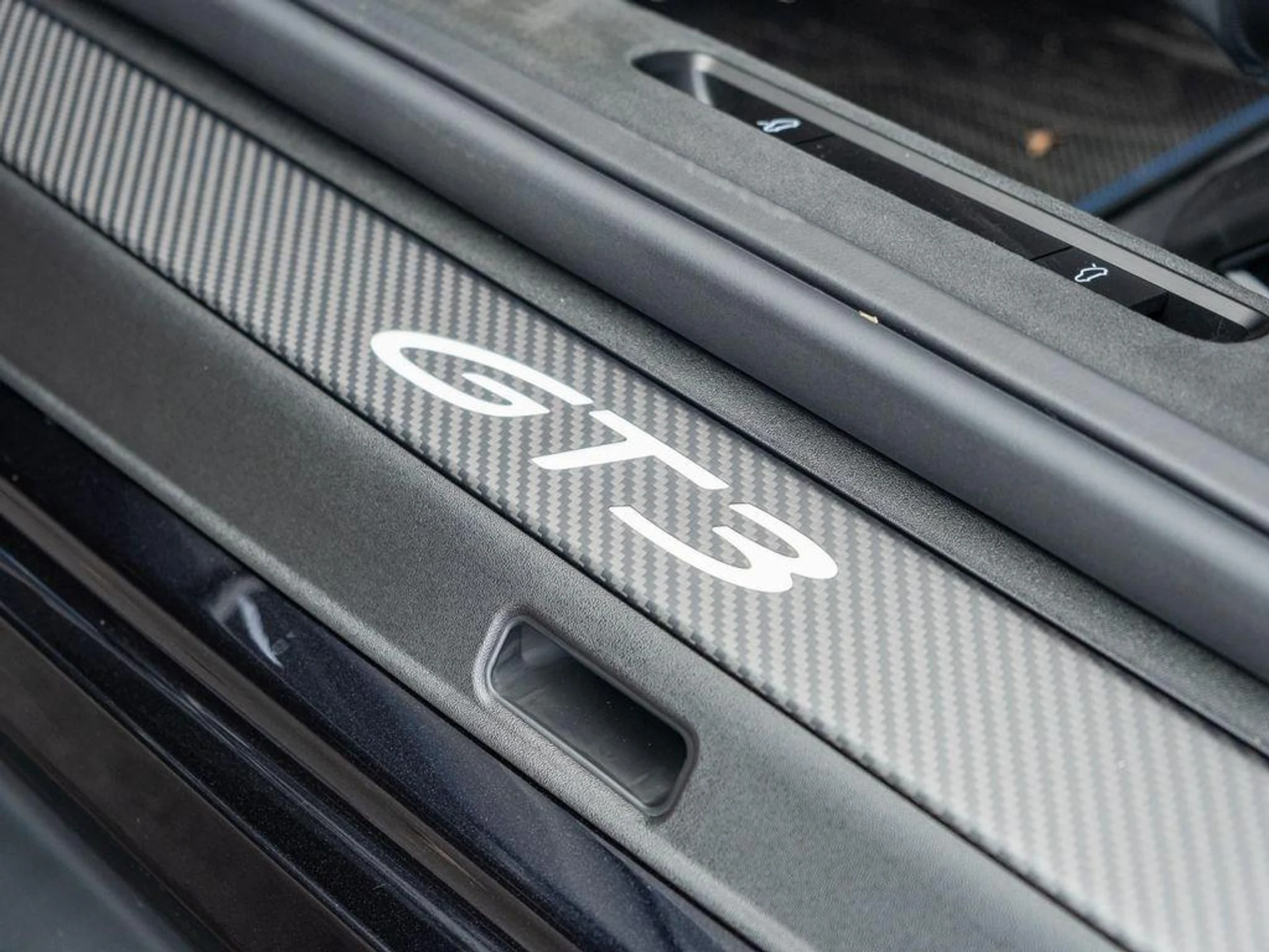 mph018_1832749621_zye_Vu01_T_Hxrh_K_Mv_L7_B0_G8_BG_2_Tm0_9bf90d7b23