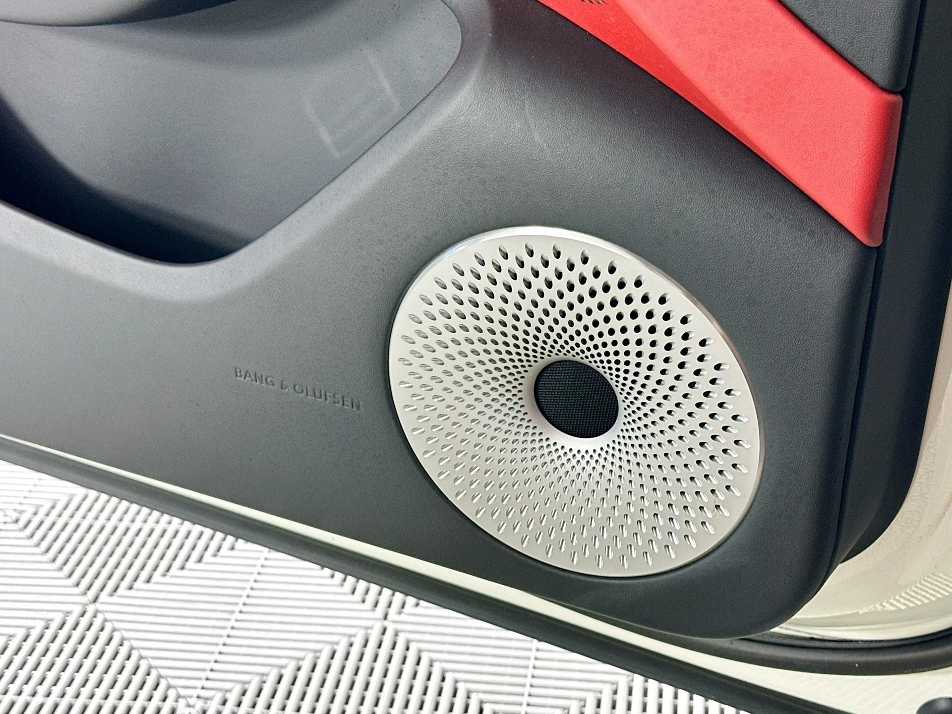 mph018_183699732_19_803ca25fd3