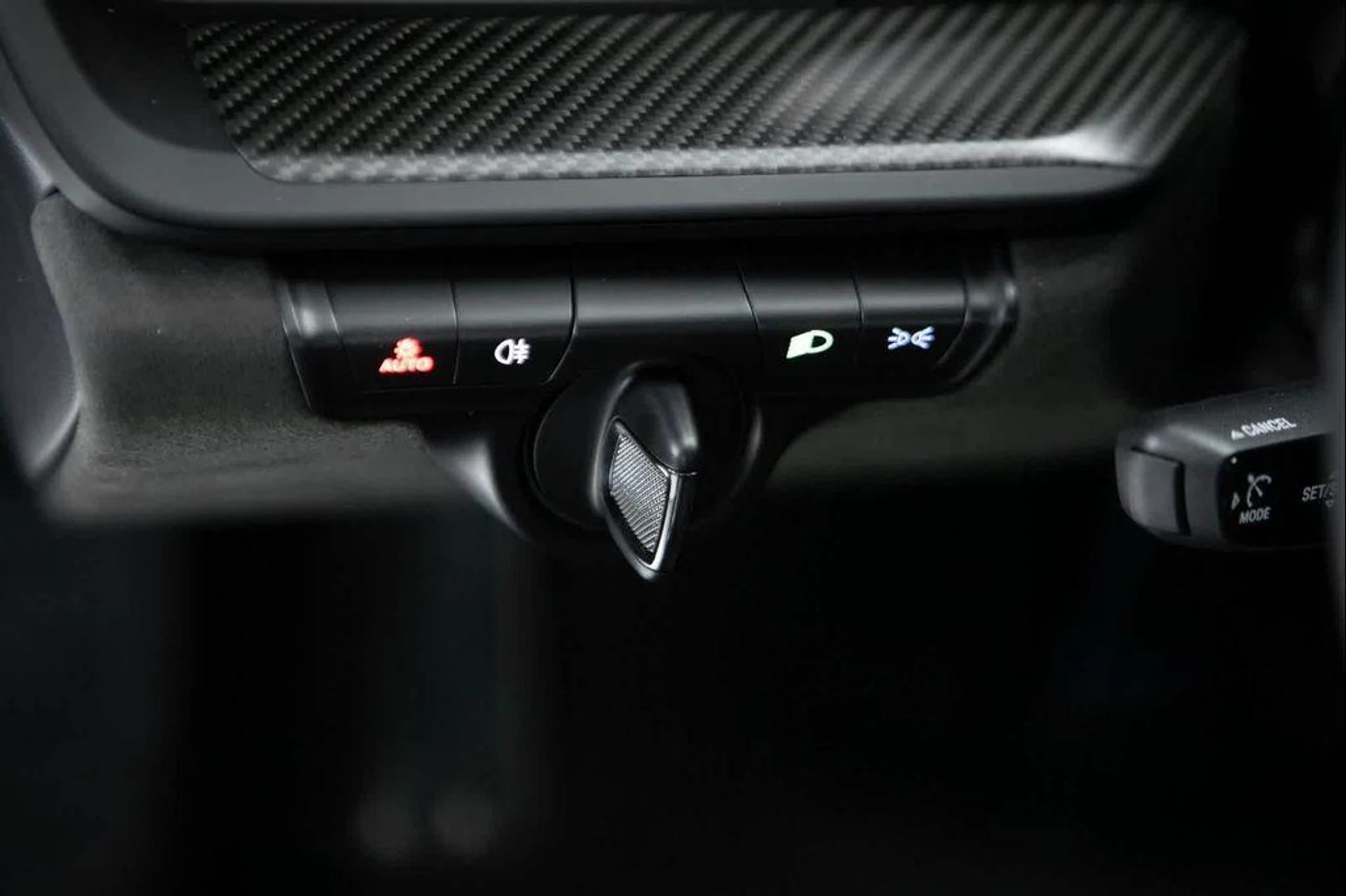 mph018_1840599145_Hnsp_Fc9_lb_Qs_OZ_Xe_P_zy_xj_SVA_e9223e1136