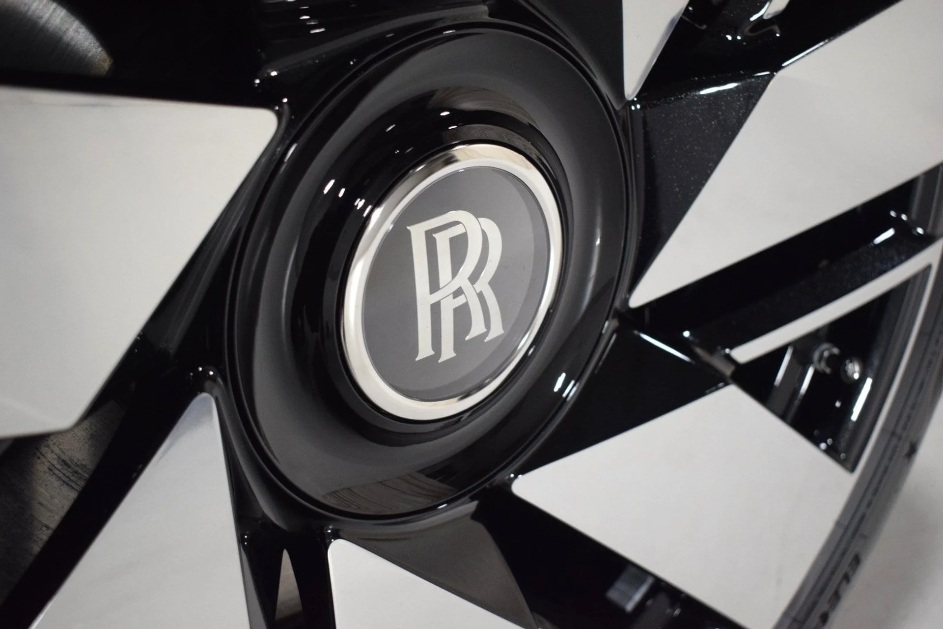 mph018_1843161982_8464f4f08815d1b47a6eba367f5715a2x_7ba5dcd497