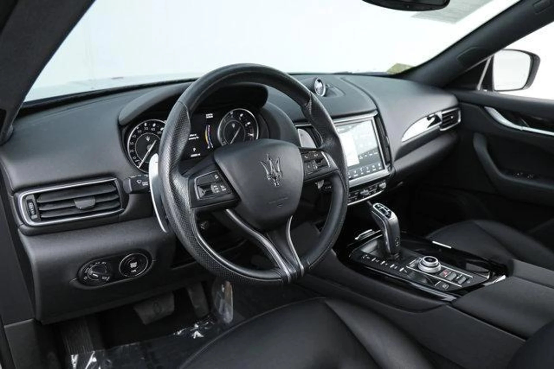 mph018_1844236852_hxa5_Ill_Vv5qjw_B_Dkvnsa_PH_3zz4_de049caea2