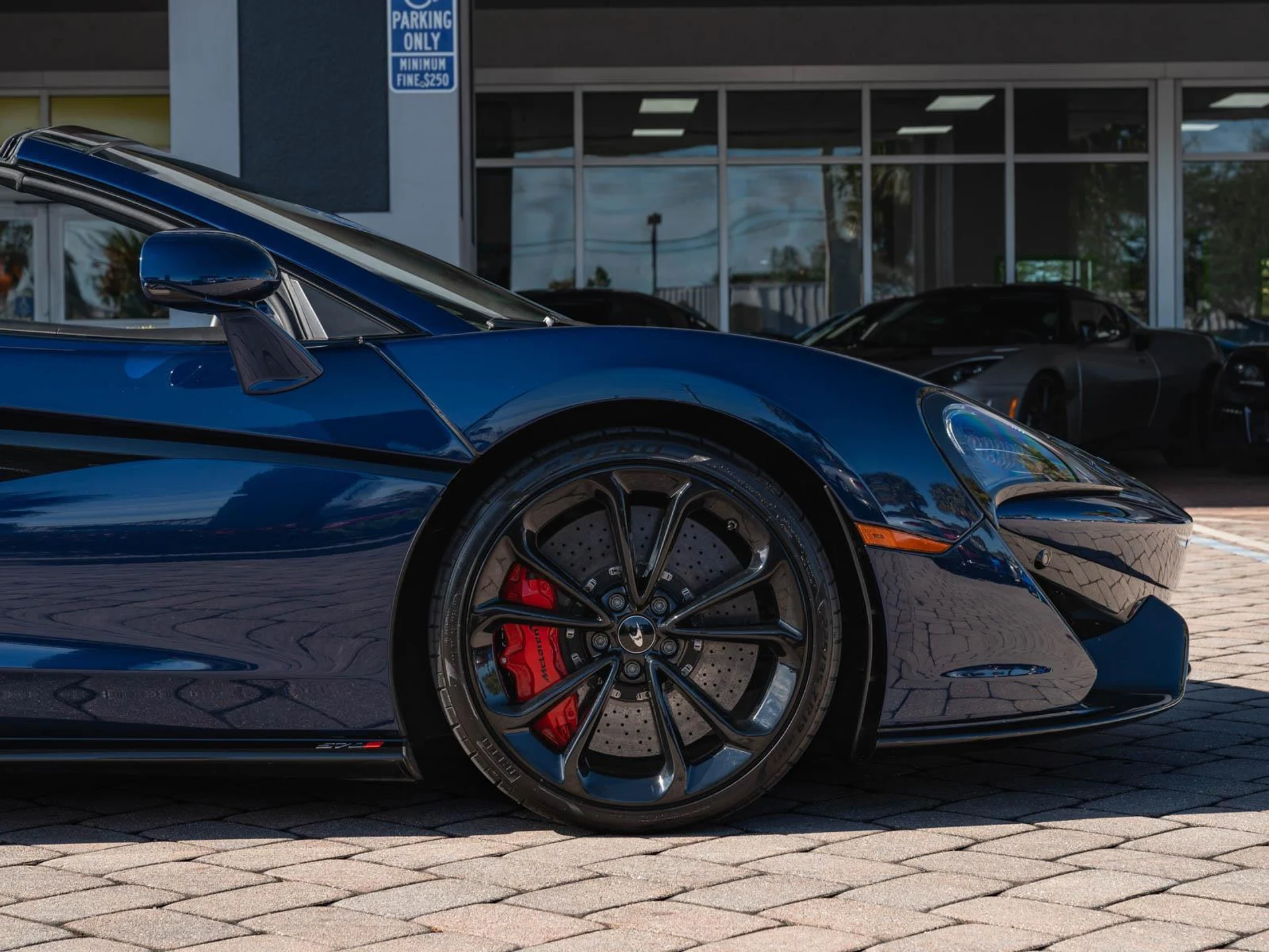 mph018_184532518_Used_2020_Mc_Laren_570s_Spider_1778774520_4dea4c8cfc