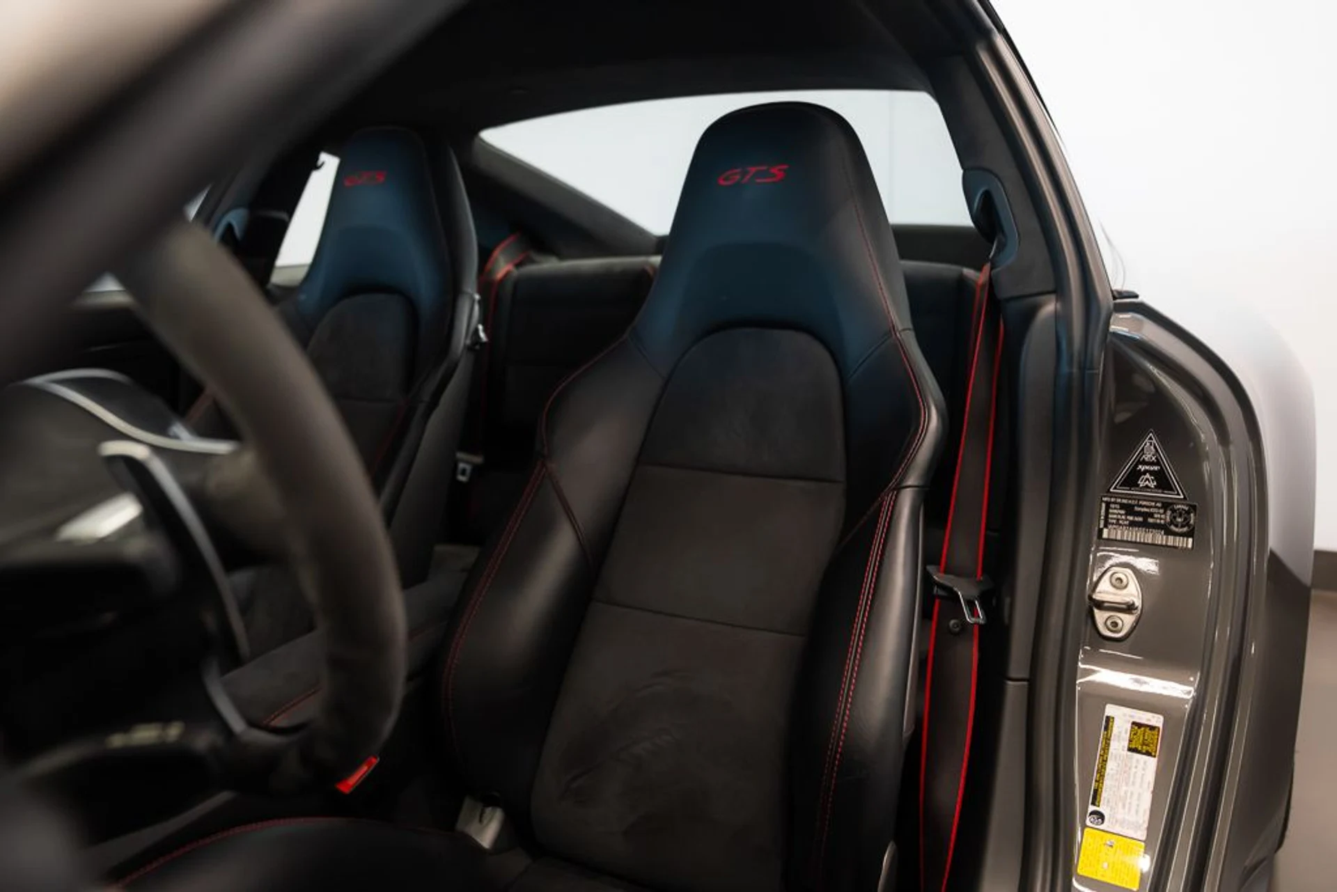 mph018_1845581127_porsche_911_carrera_2016_jpg_v_1762784075_84d683b324