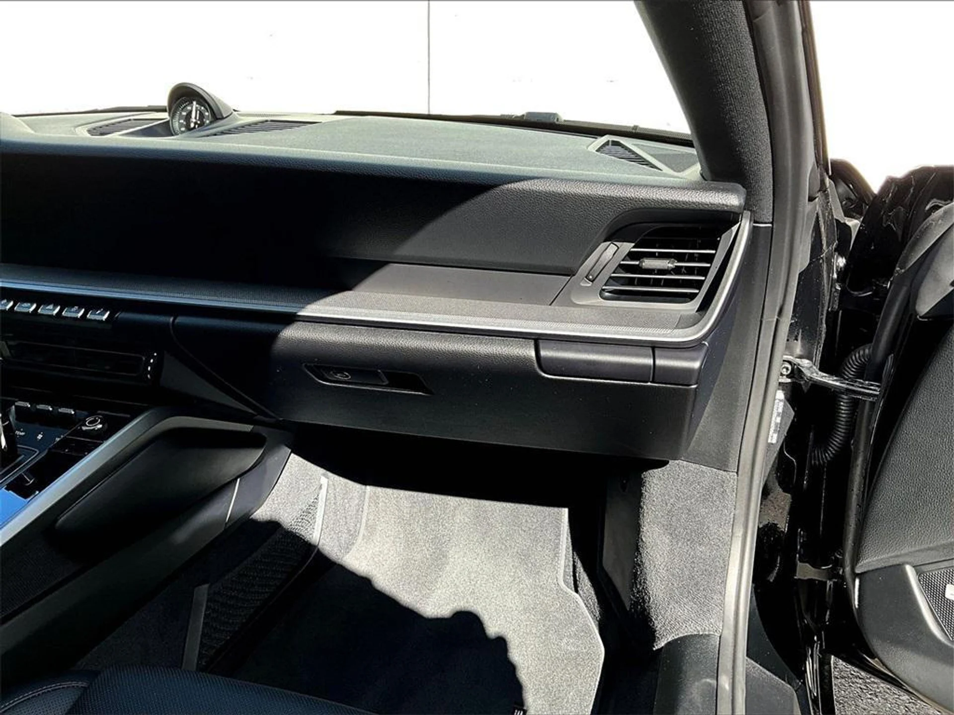 mph018_1847076637_ht_YNG_0_Shv_Ty_6fu_Vq_Ga_Q4xyq_PU_4_459c7145ed