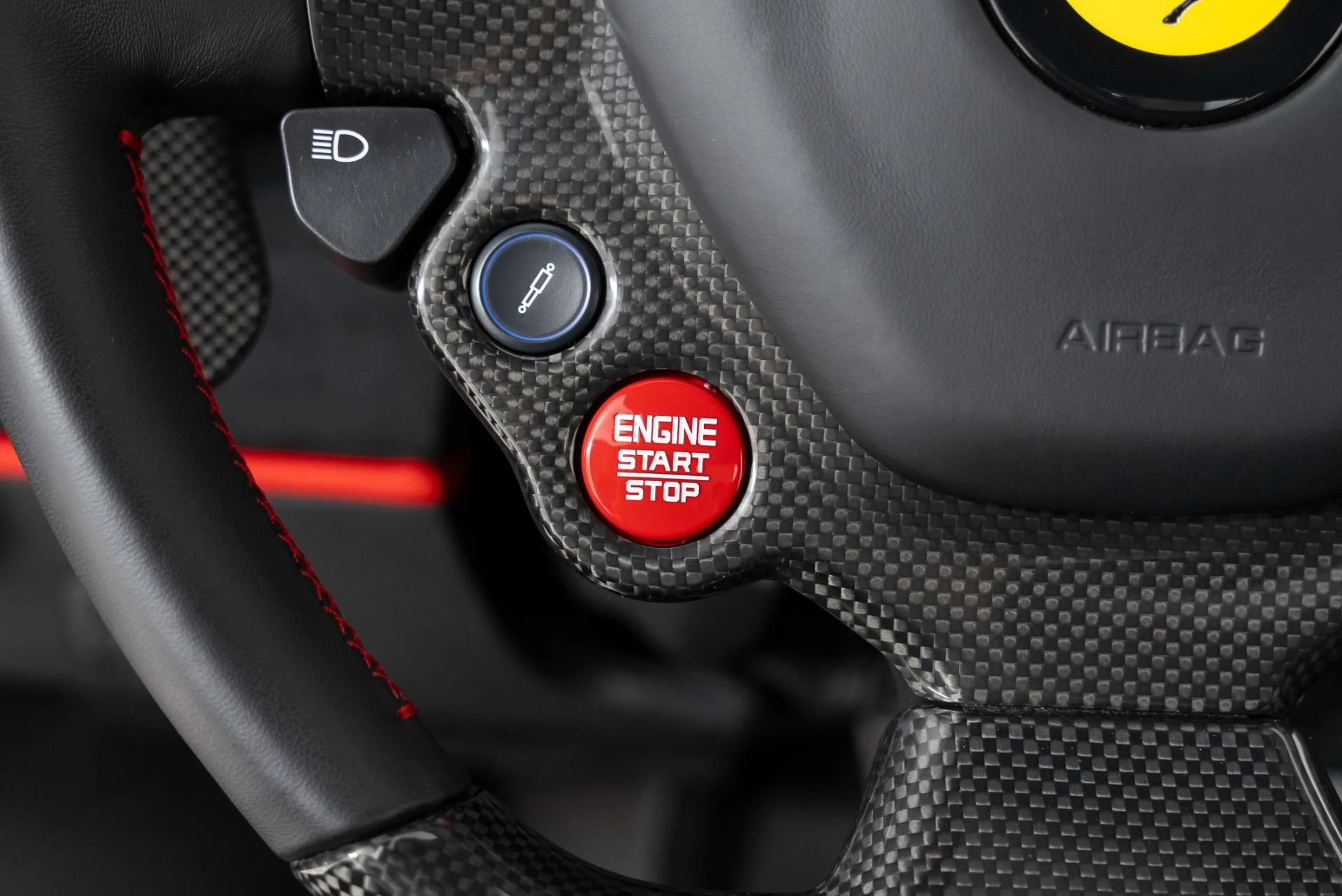 mph018_1851169577_Used_2019_Ferrari_488_Pista_1750808802_a5f5c91637