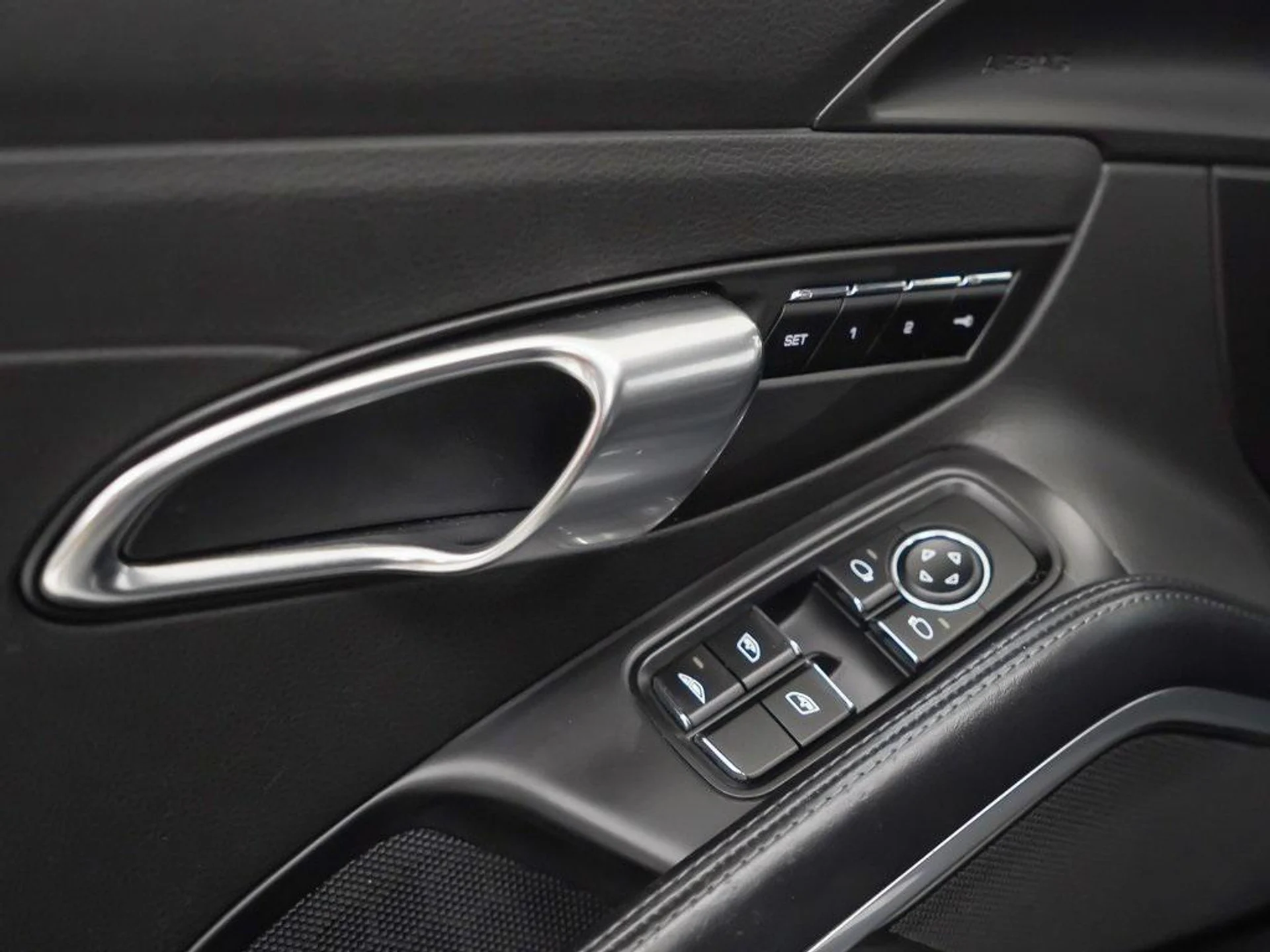 mph018_1854379179_mmrd_SKZA_xq_RE_2_VF_X7i_QD_g_J_Bs_58951ec6b6