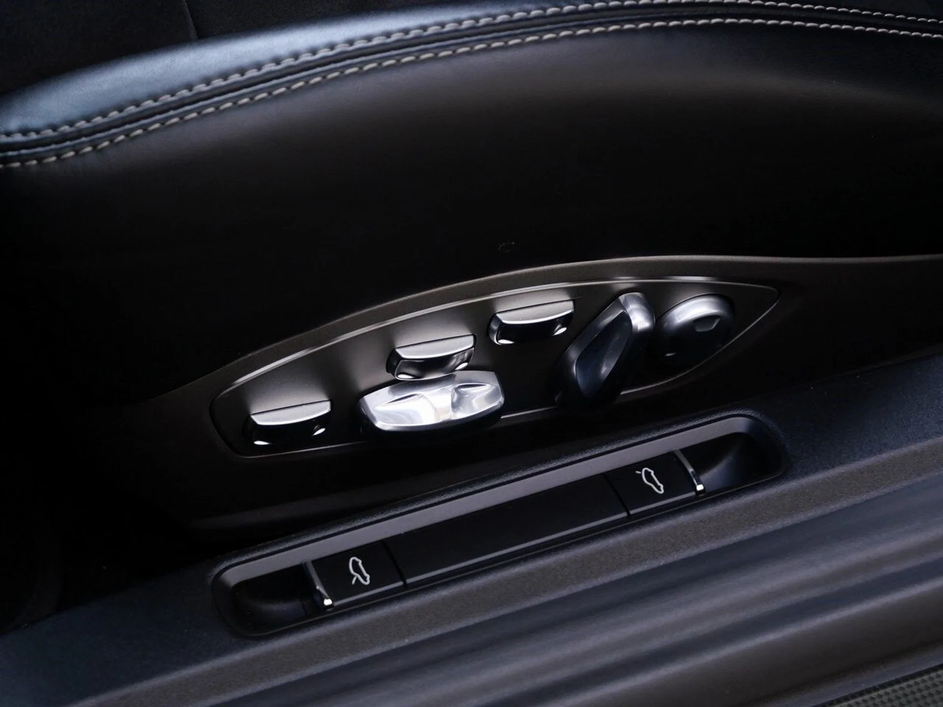 mph018_185779748_40e3ac0947633d83d1eff818ebc6a70bx_ed742cdb1a