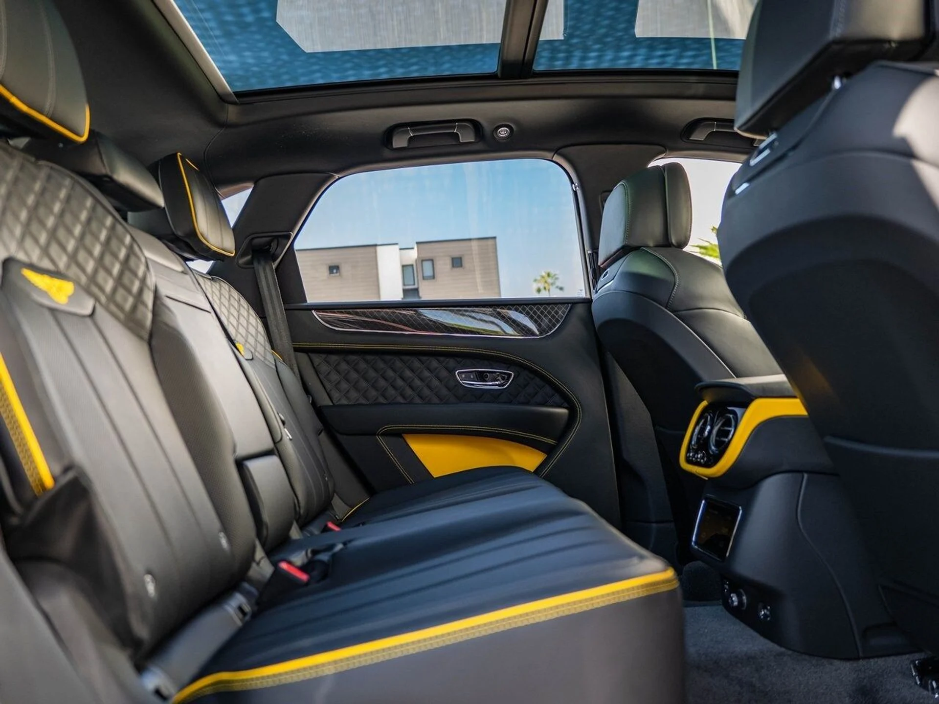 mph018_1858134695_9e66e2ef773b2695162e77f01f9df69ax_5523517ba3