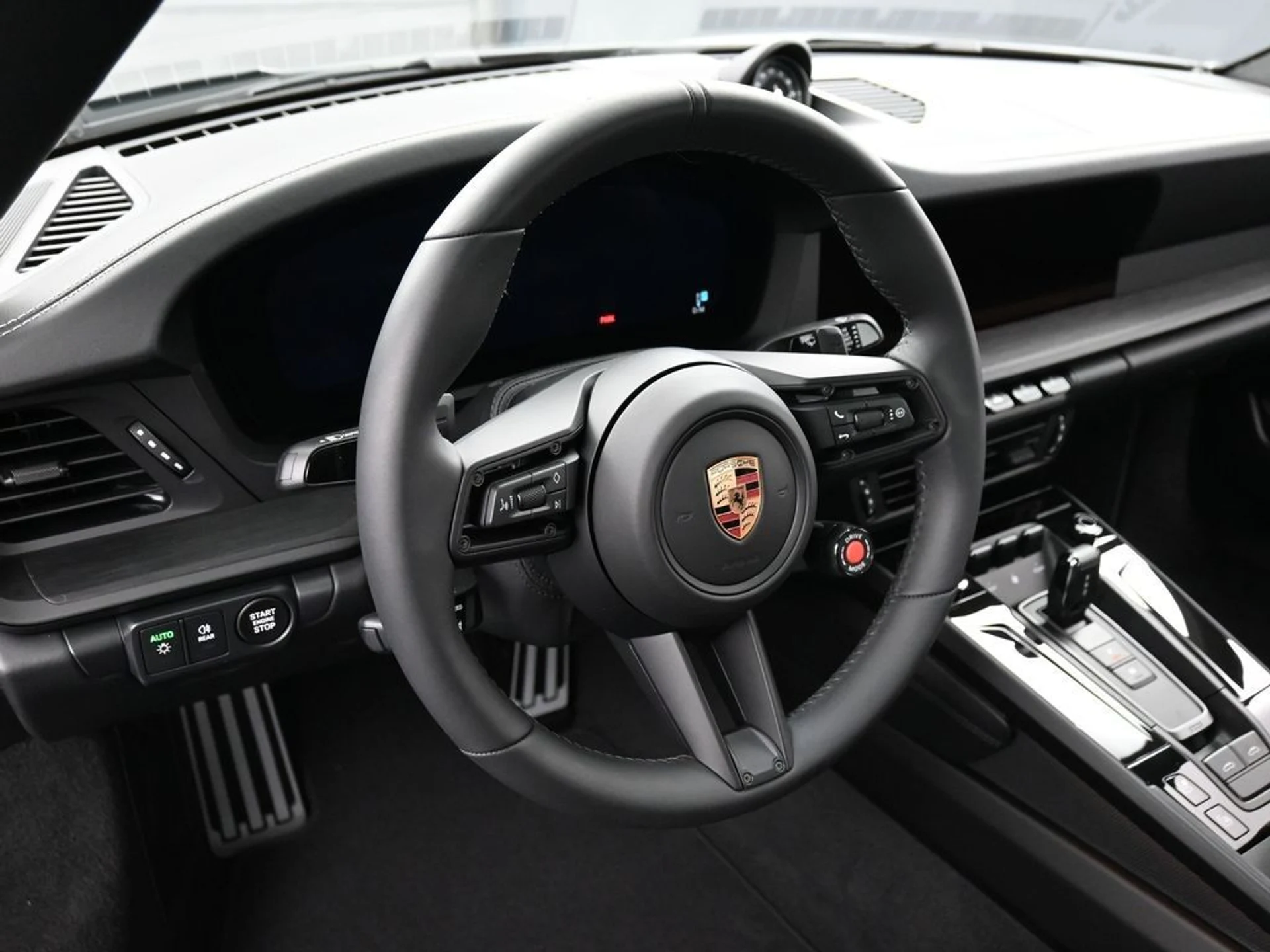 mph018_1861942408_image_18_5f76ae7b28