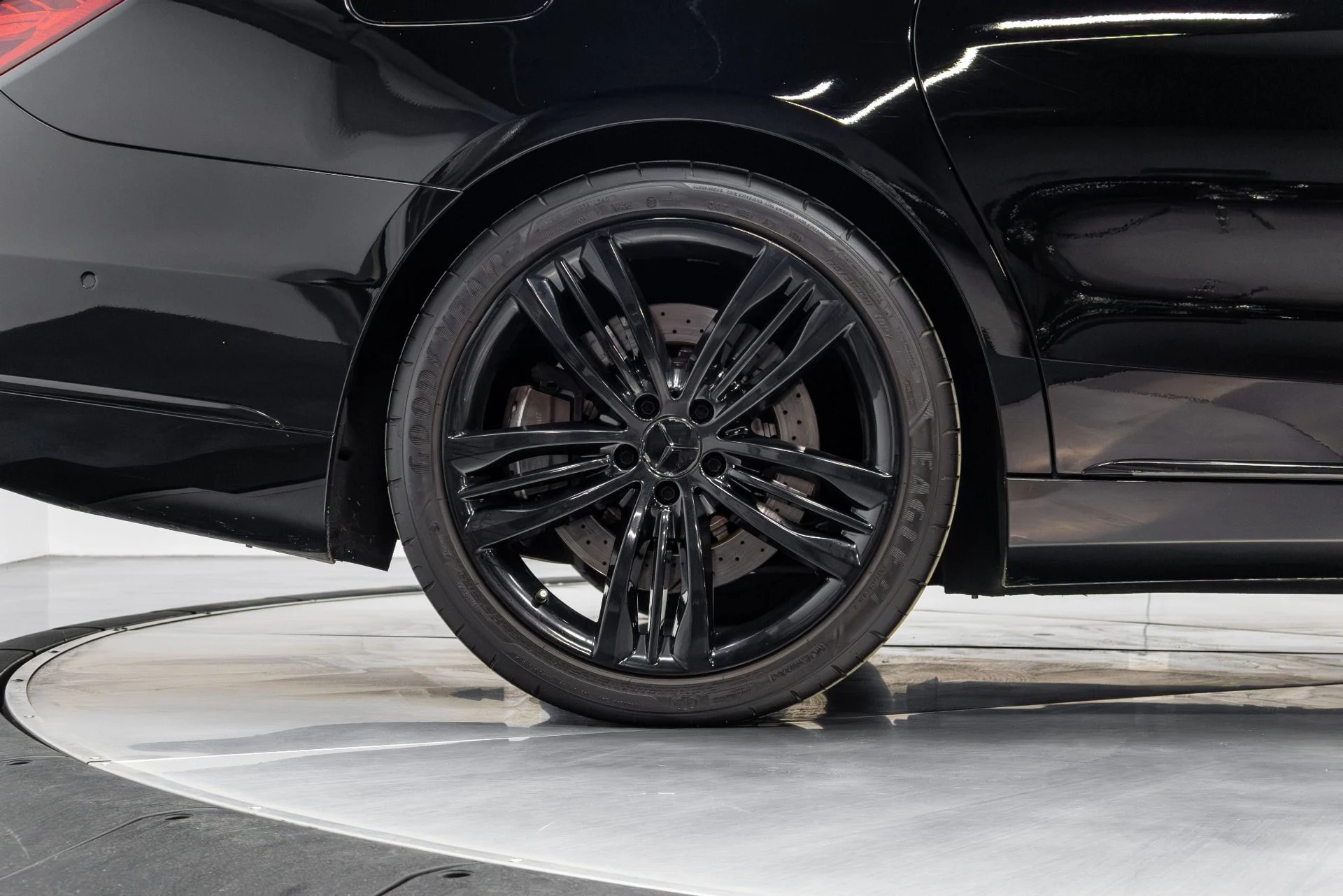 mph018_1875984582_Used_2020_Mercedes_Benz_S_Class_Maybach_S_650_1773874988_52ce64712e