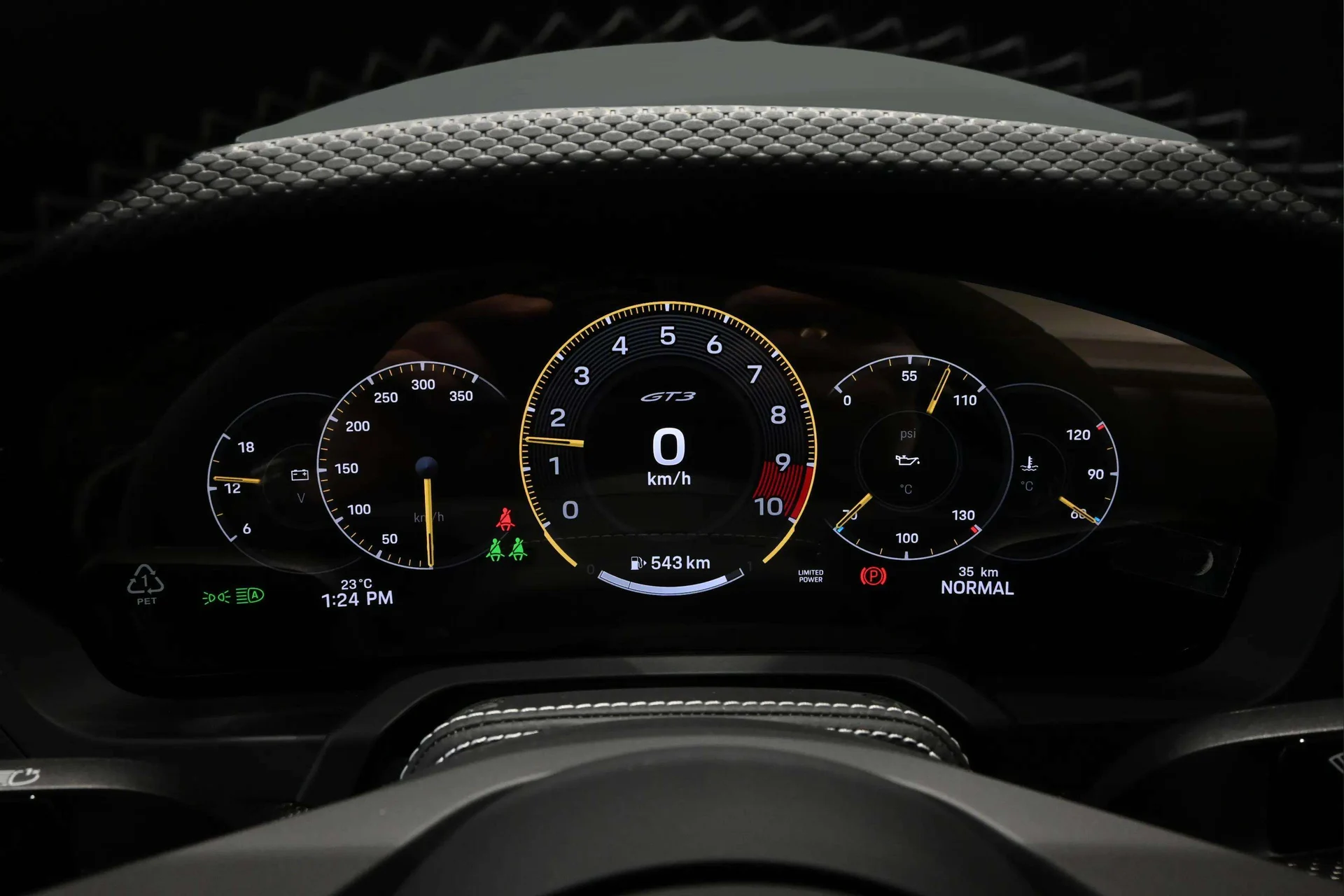 mph018_1878549789_a69e68a1_fce4_4064_97fc_f0ac46a383f5_273522c240