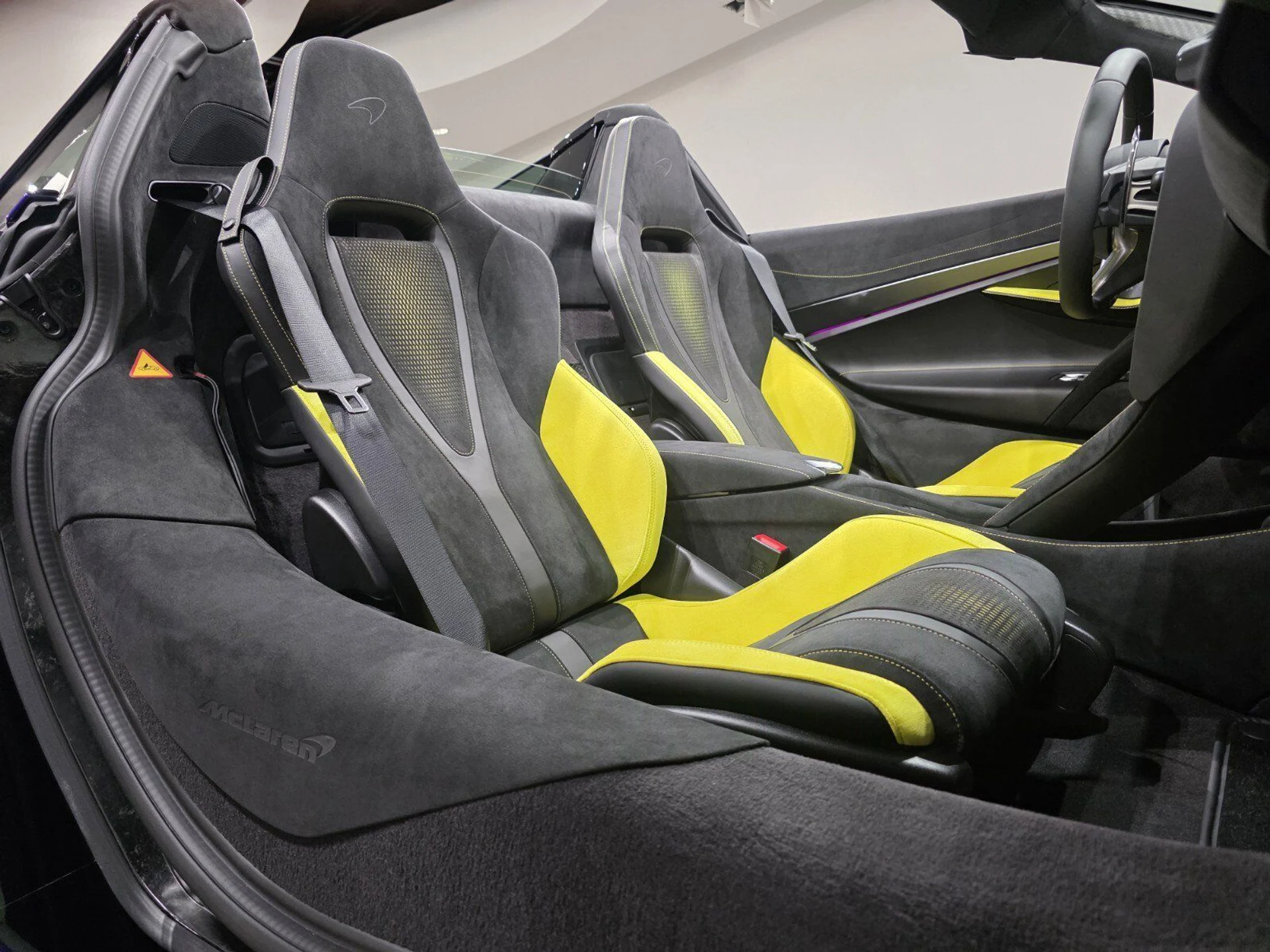 mph018_1880388217_6fe5226b1fad72730292560f9cbc7943_cb6127ae82