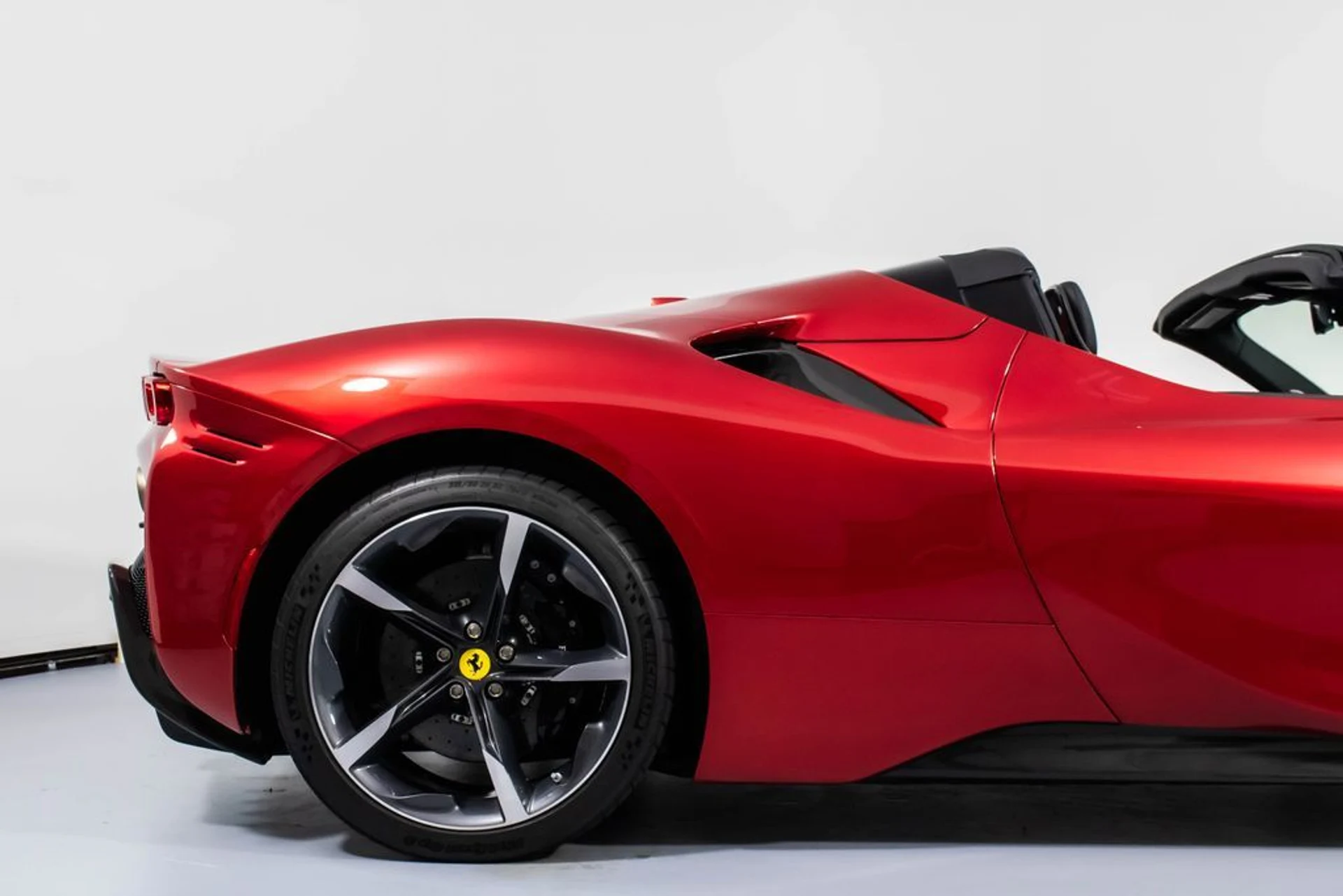 mph018_188612542_b38fd8443e309a4a130b6dcda11e712ax_1f27545d69