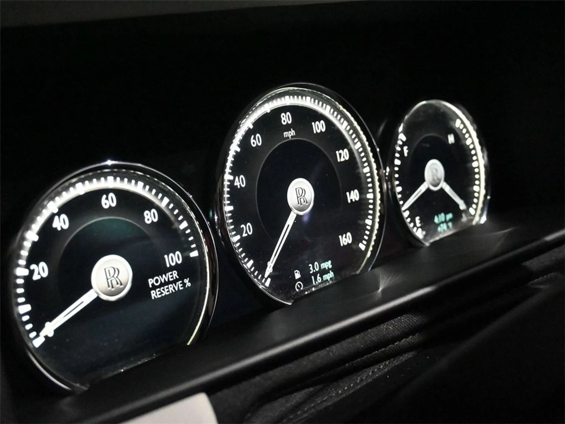 mph018_188891588_1deaa89b878314cee72175c639732d0cx_ab9aef7c24