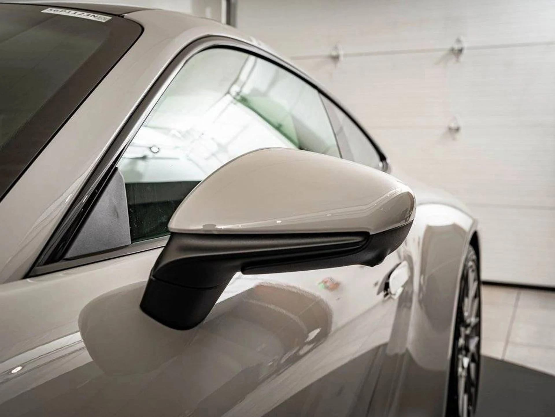 mph018_1894456063_6dcde9075700d4e835f9b0c1d77278c9x_9e51c97030