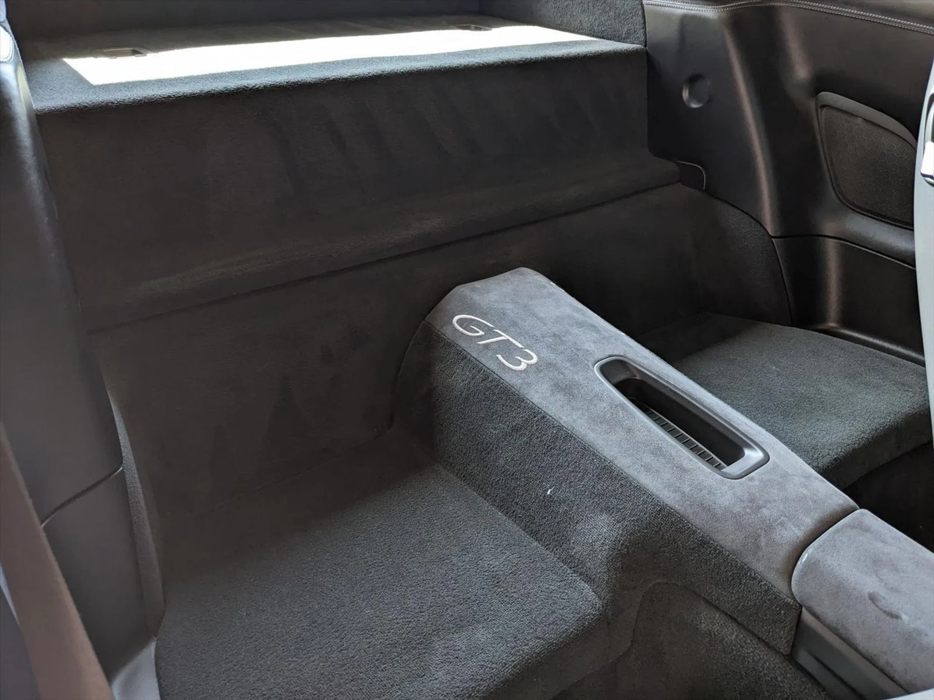 mph018_1894718693_b664db450a00a65dba846bf511215efc_d9c69423d5