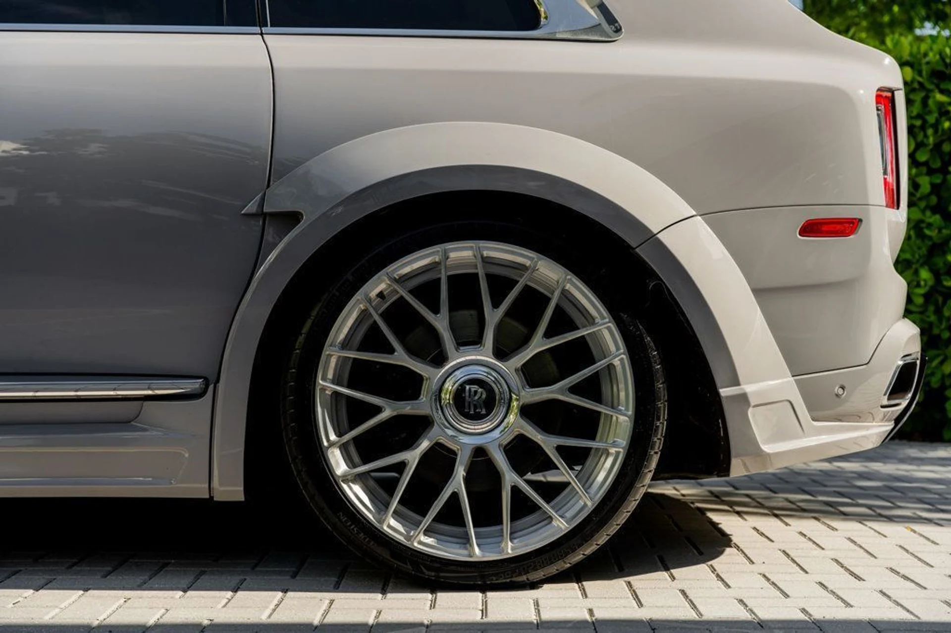 mph018_1897652349_22563864_19_1024_c85d8ac7ac