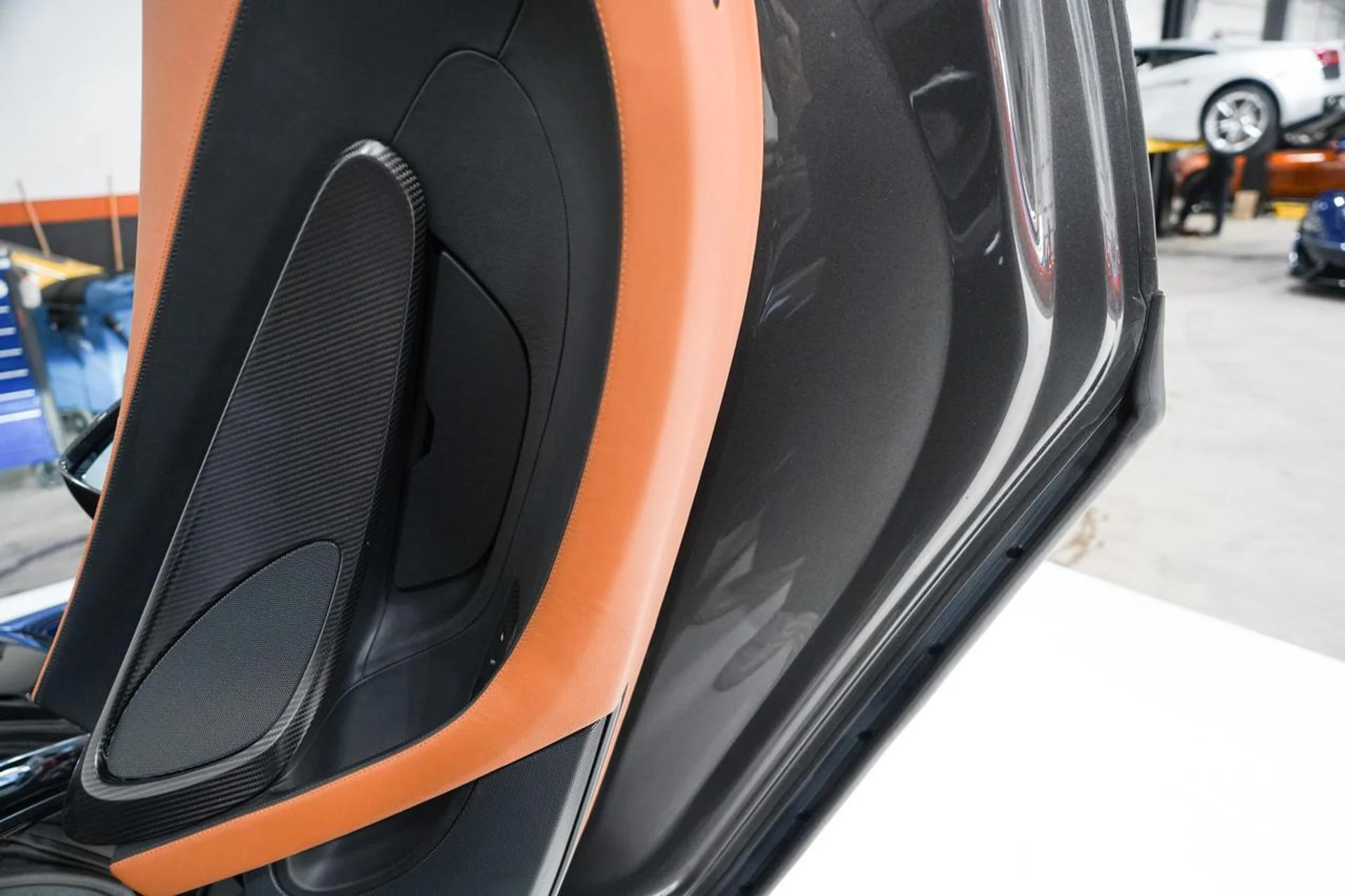 mph018_1899567290_03f8cef5fabbce89f684dbadd7eb120c_0286340aff