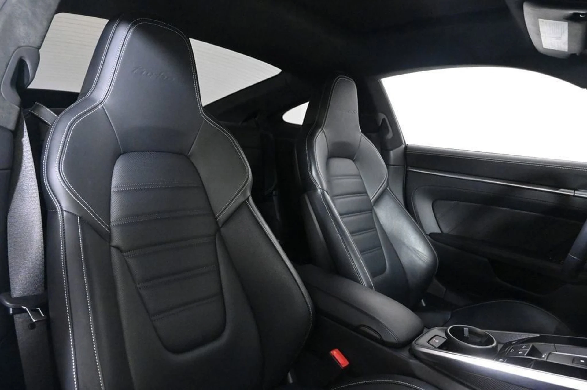 mph018_1907402076_38cbc34417324c8a8552babaaf5479c3_03115b2804