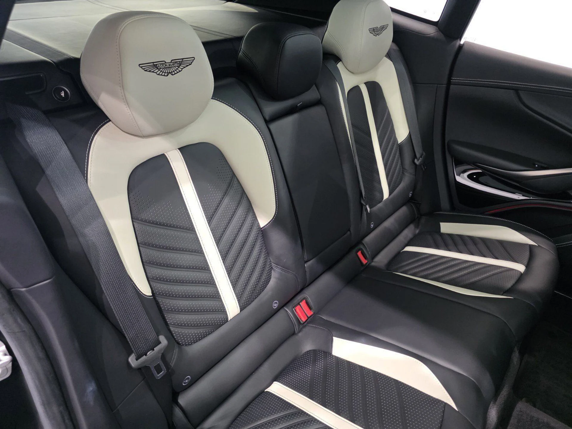 mph018_1908914242_3b21bc63b47aafa8d2af84139e8b2cb4_154dbb8d25