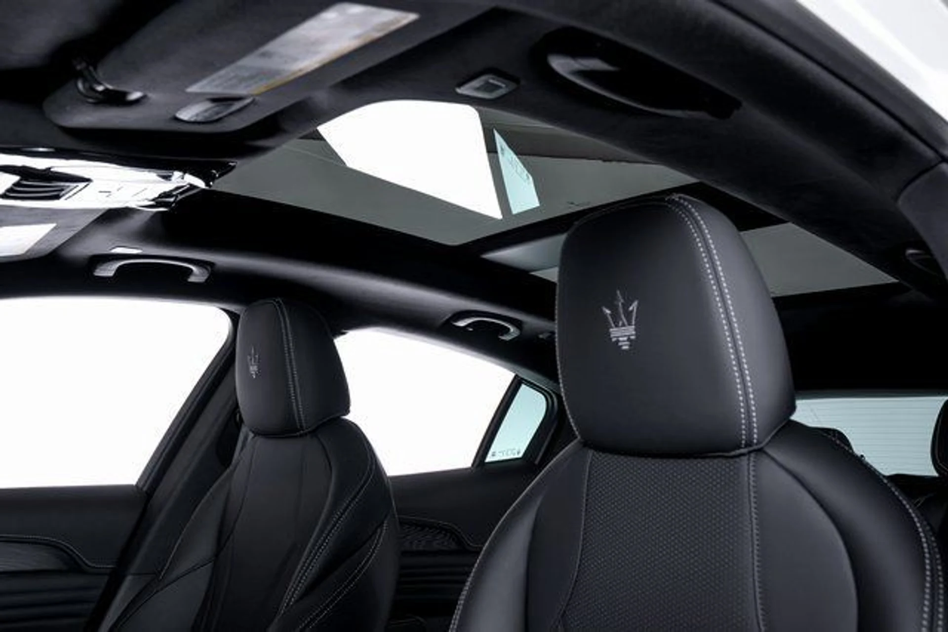 mph018_1909781237_be982bace9a47cba53488c7bbccc6cb2x_e21ed4d082