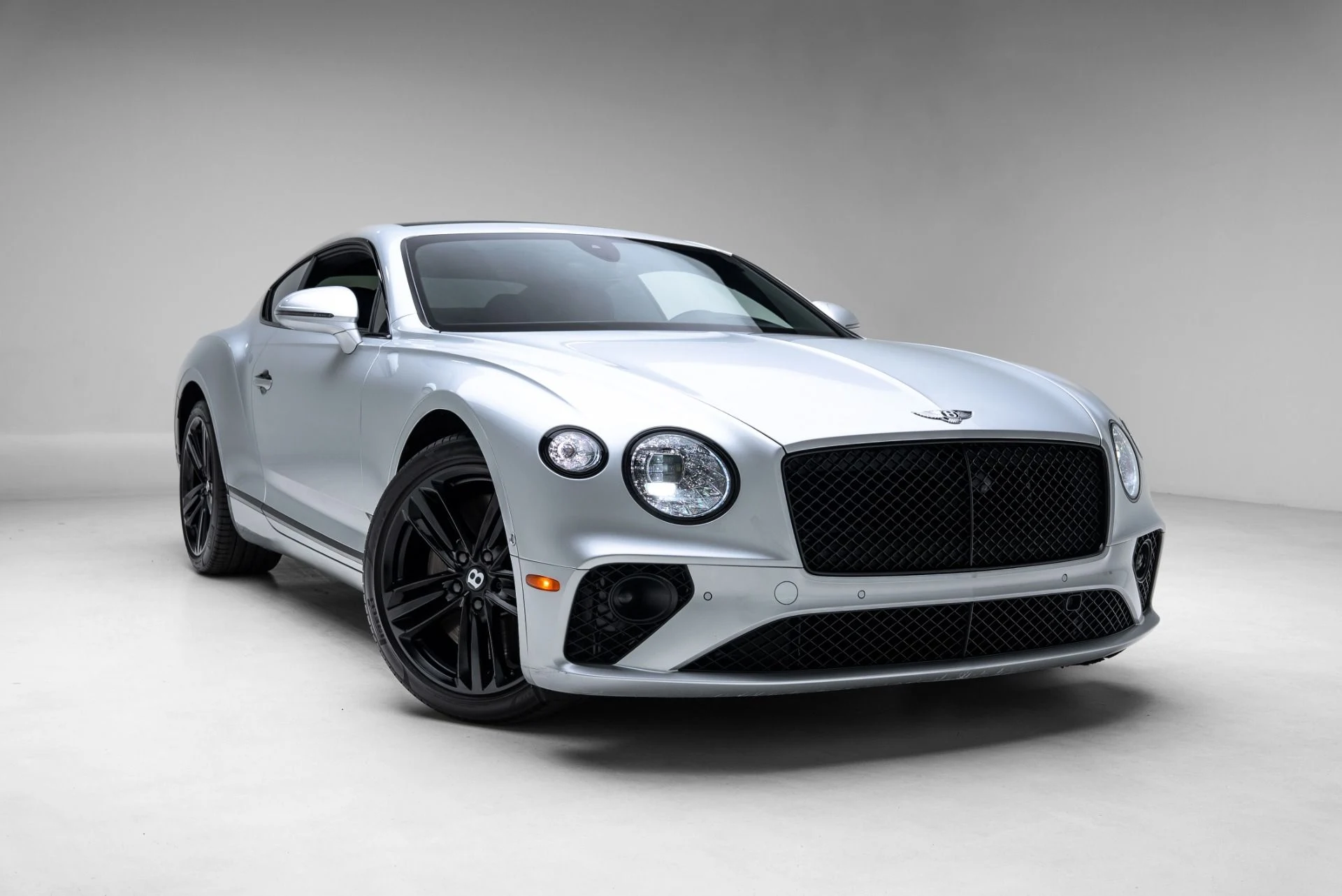 mph018_1913982436_Used_2023_Bentley_Continental_GT_V8_1775153286_b2518180a6