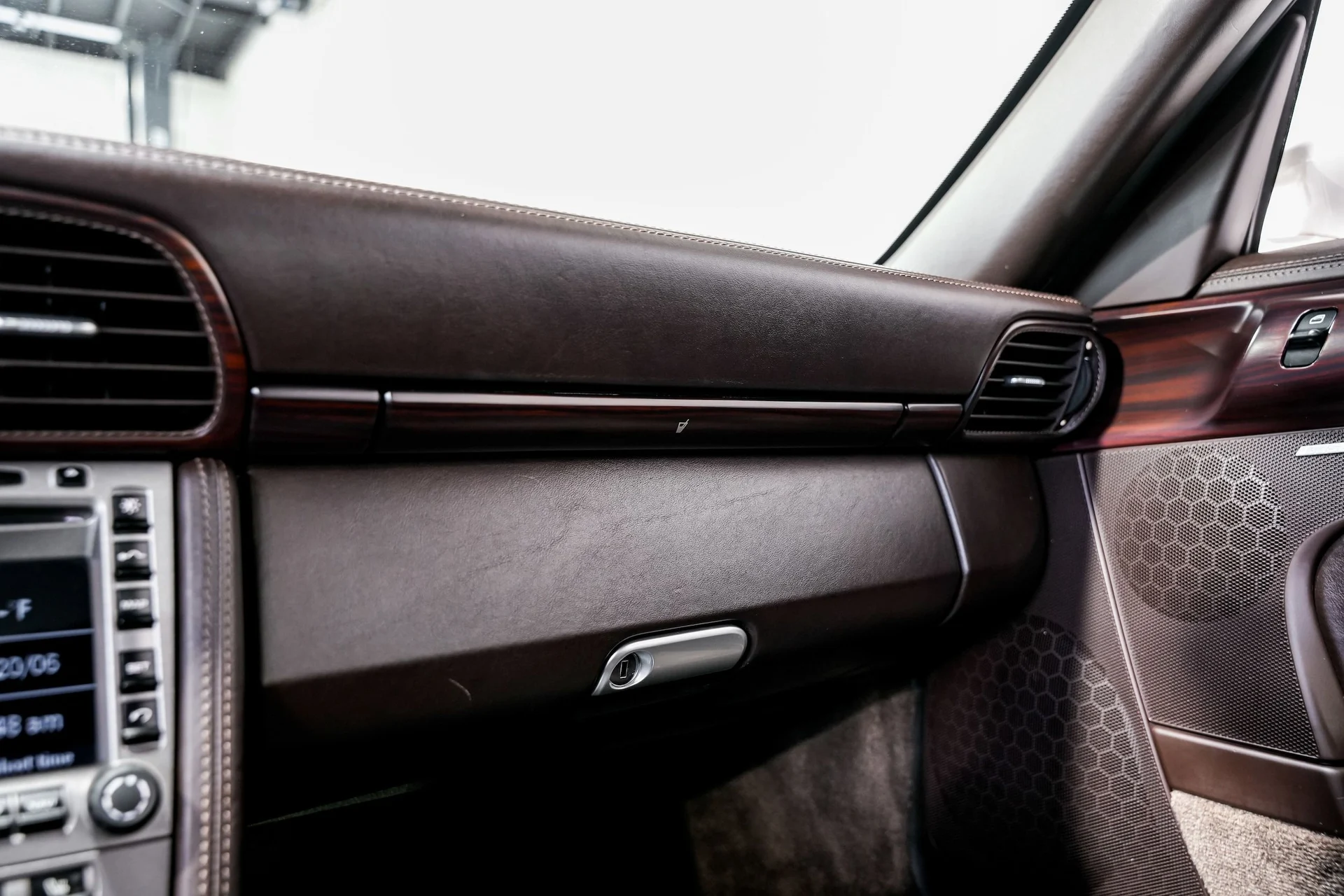 mph018_1918056365_4d7dd95c493174be5b68b348d159898cx_606d3928e1