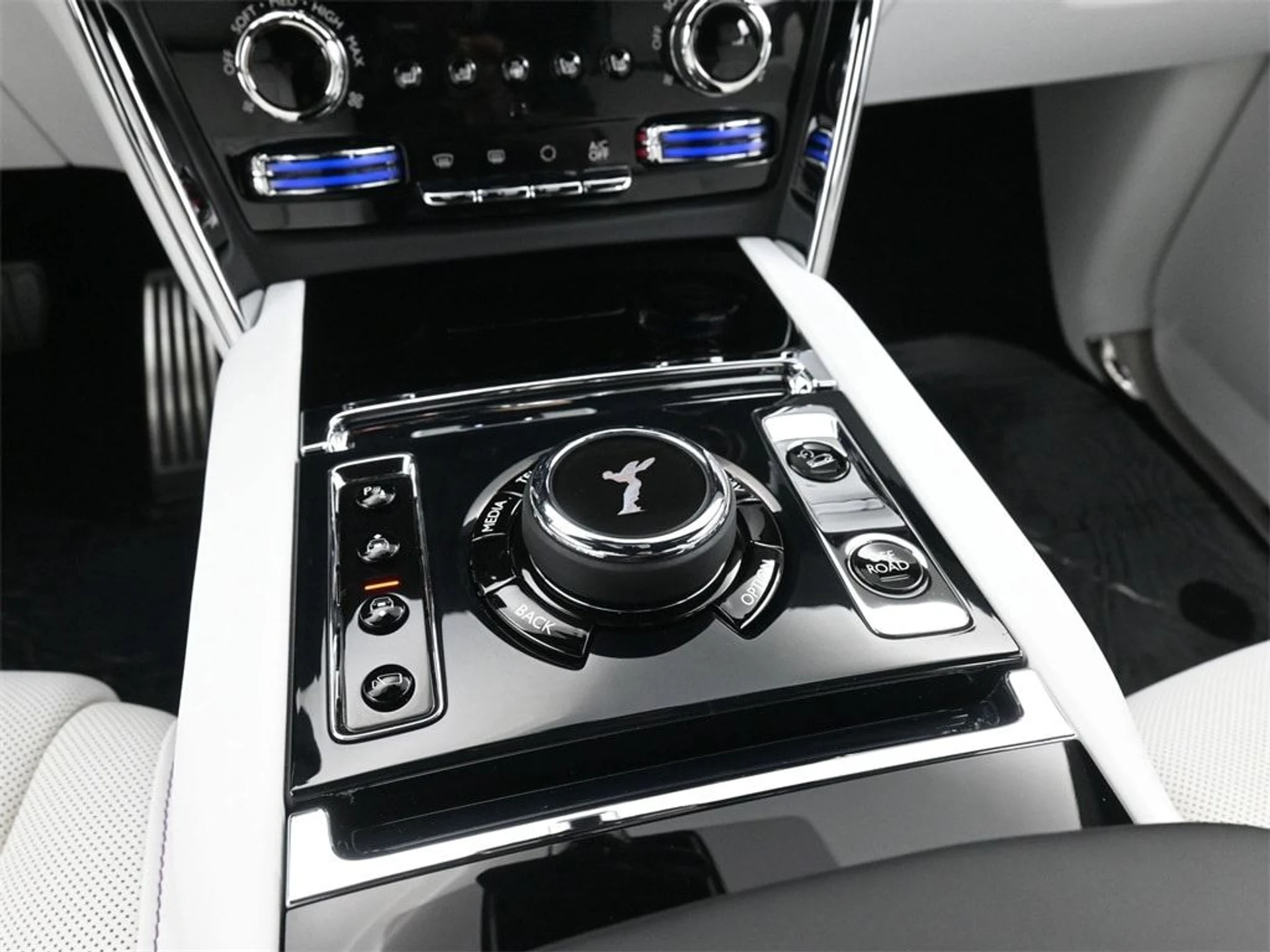 mph018_1924265274_4aee116b3989751d8594bbd53883d207x_54d100d75c