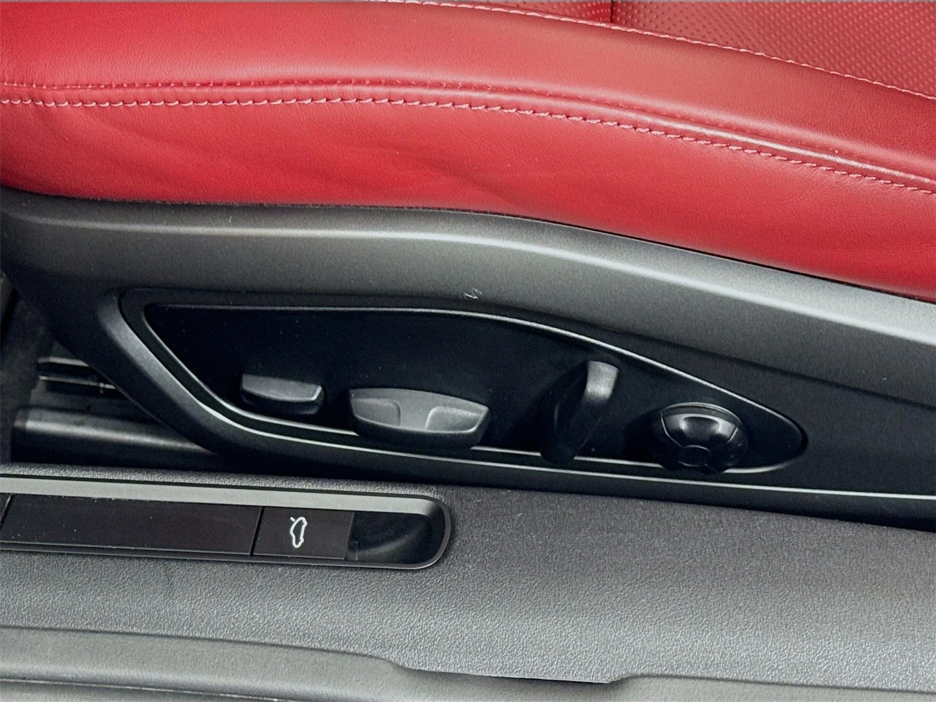 mph018_1924784180_c1f6351610233fb7ebe2142c03f806a7x_23fc0ae81b