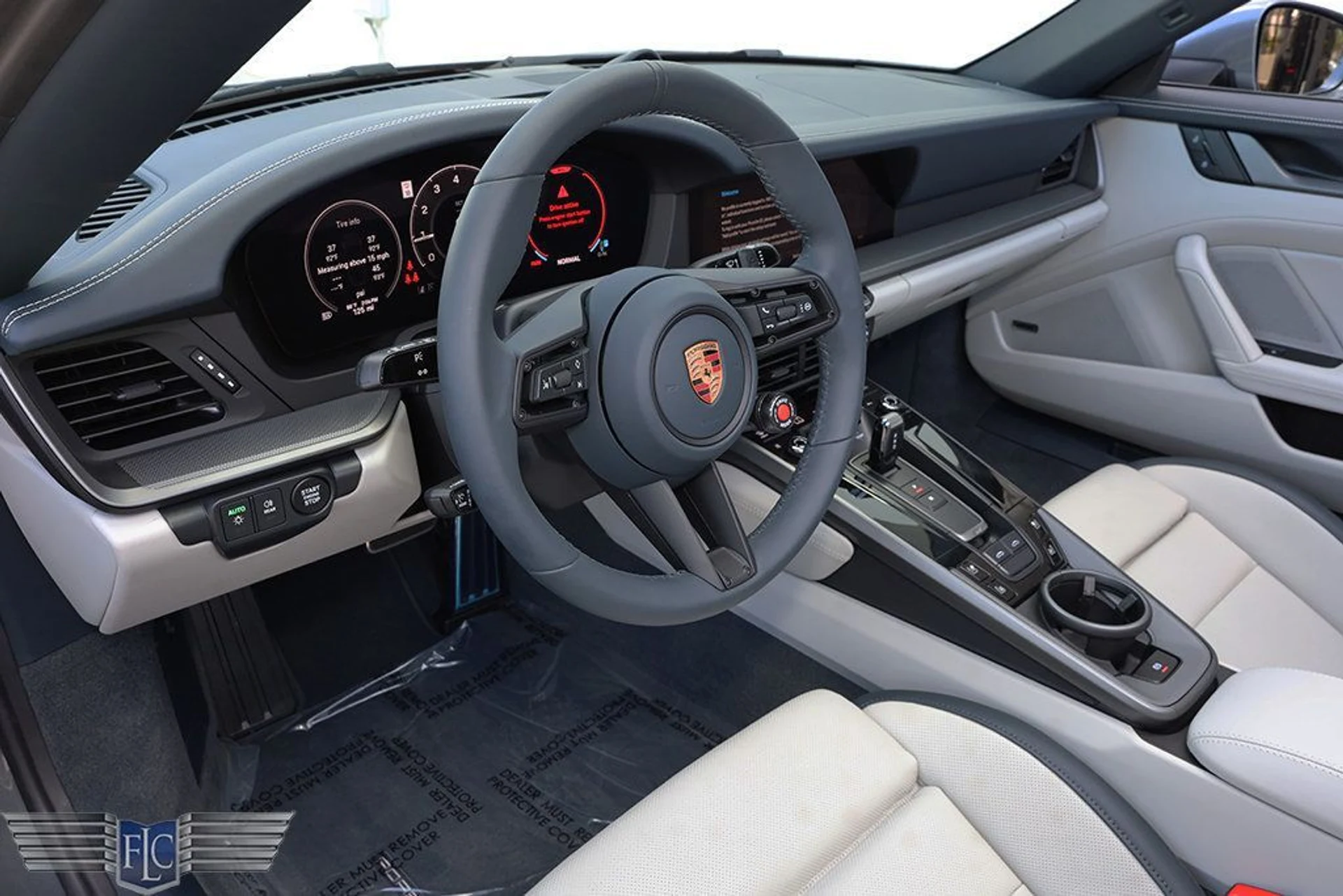 mph018_1927763482_used_2026_porsche_911_targa4s_6305_22995044_19_1024_636ec5cac1