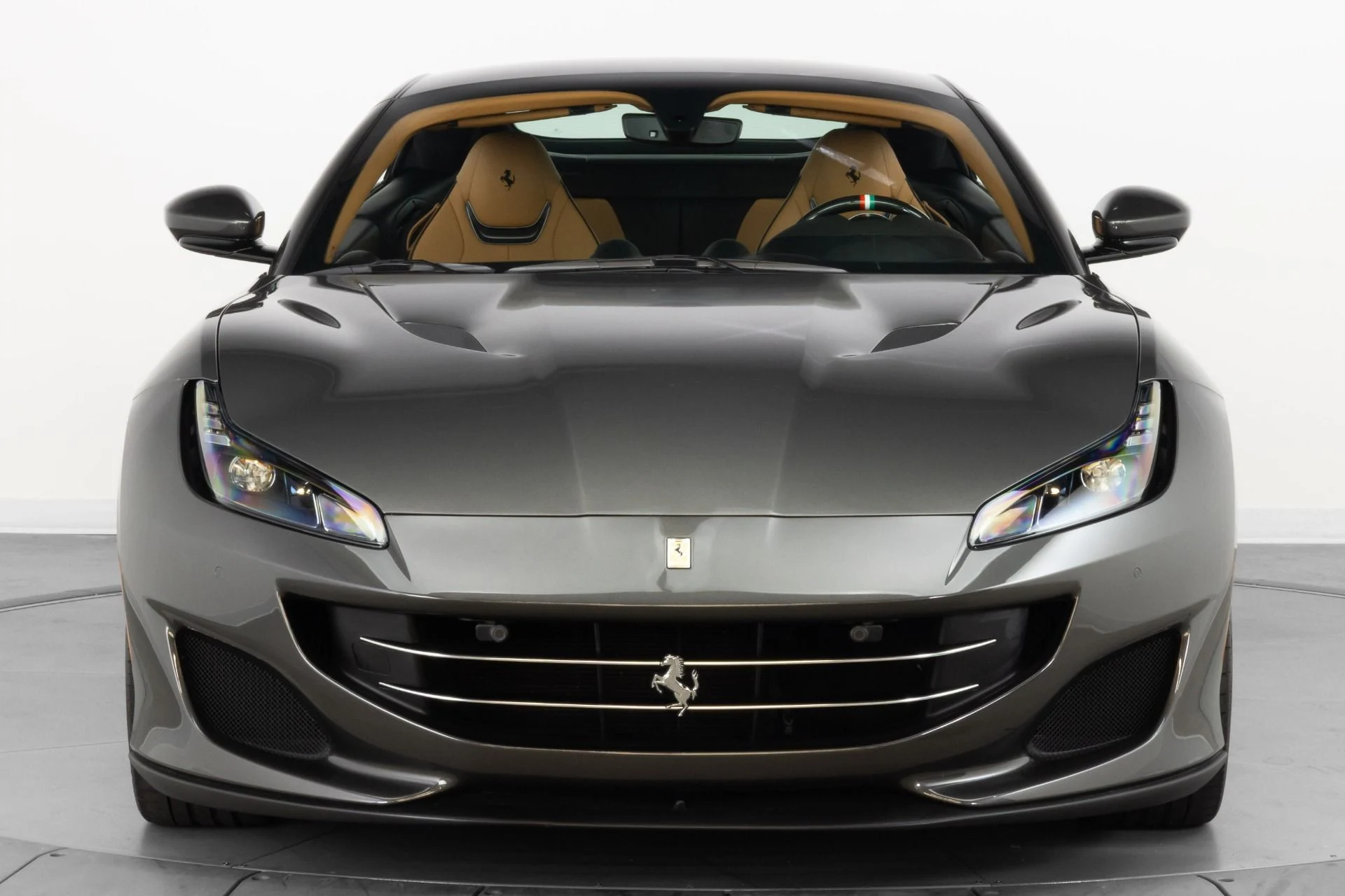 mph018_1932539882_Used_2019_Ferrari_Portofino_1784318320_a12f115213