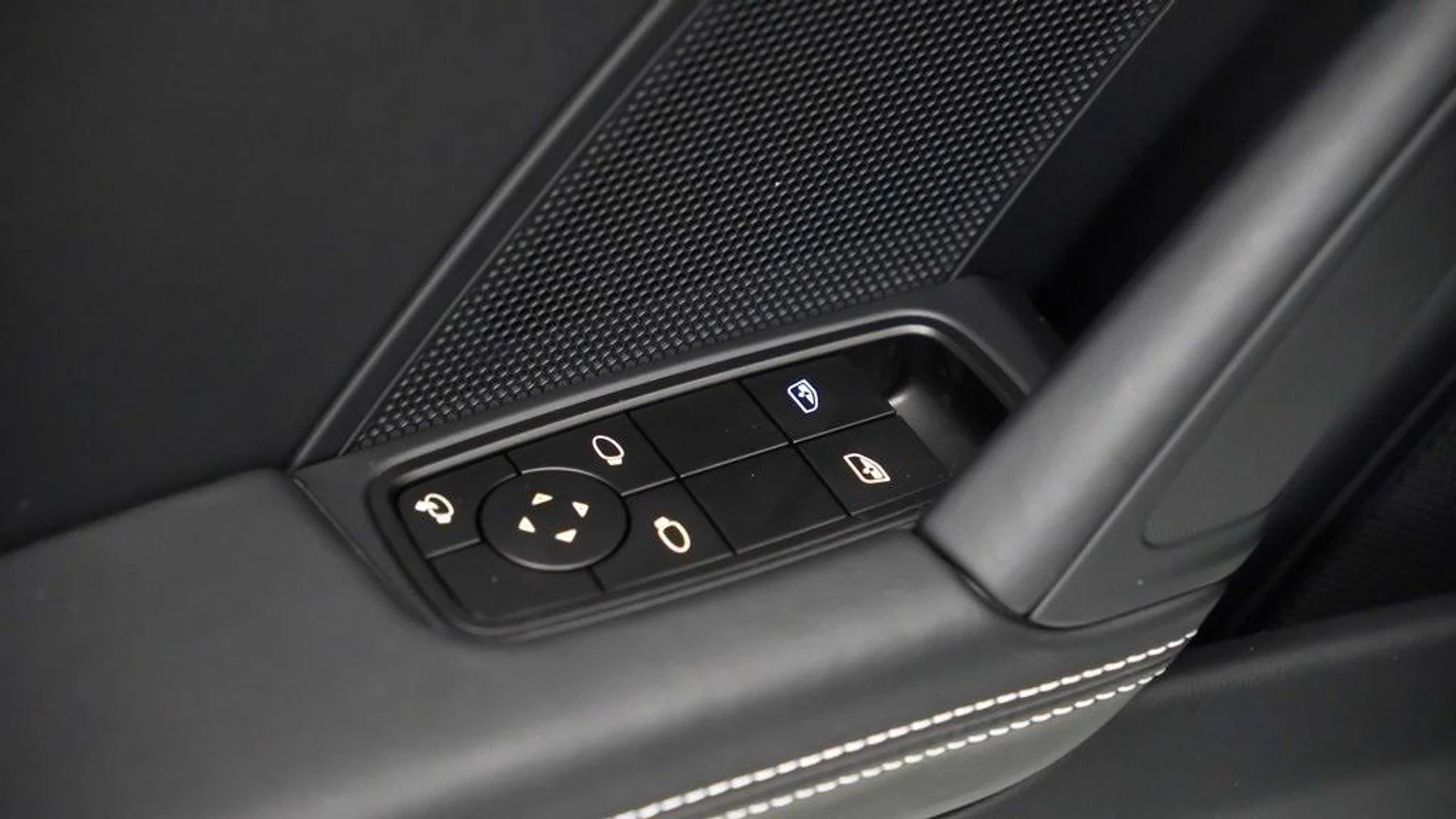 mph018_1932559920_Xw_S4aq6fsj_Ax3_ZX_Ap2f_J_Bkc_F4o_cd5b6c1122