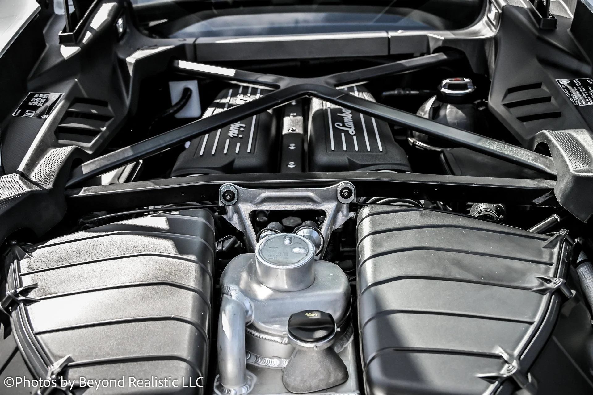 mph018_193713957_Used_2024_Lamborghini_Huracan_Tecnica_1757145919_6982240fb2