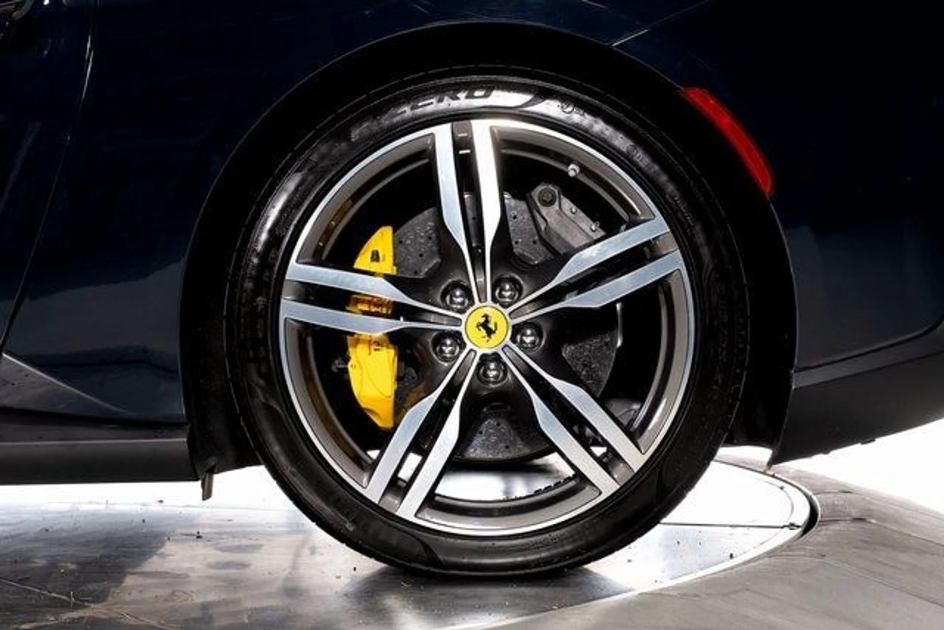 mph018_194720296_08d77890d2a19436e2f83fd6d4fb6bf4x_93e9dab65a