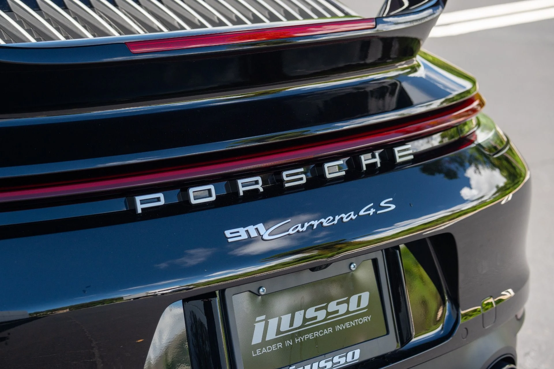 mph018_1947748228_Used_2024_Porsche_911_Carrera_4_S_1758921760_a21a1495fd