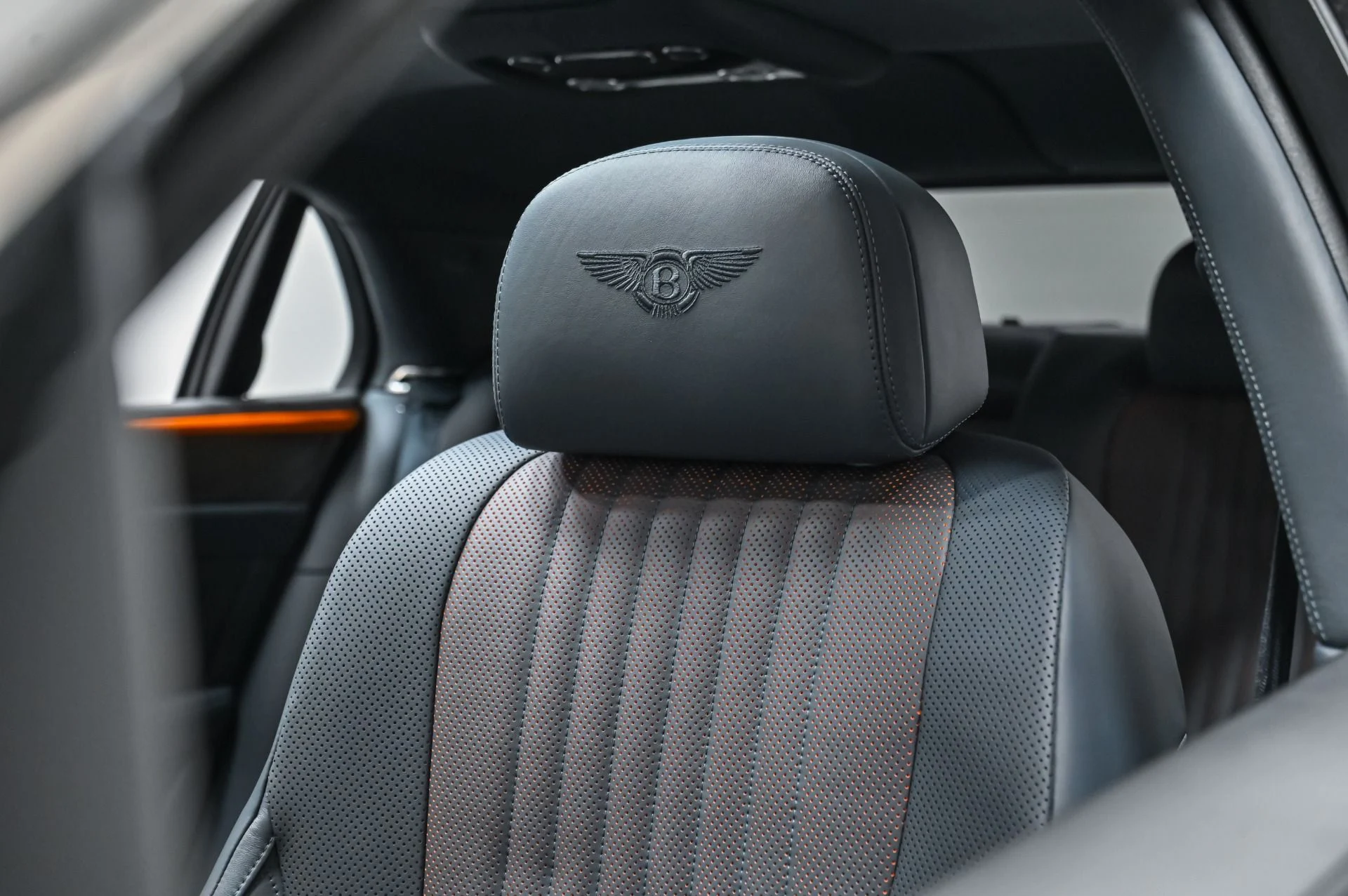 mph018_1963010446_Used_2018_Bentley_Flying_Spur_V8_S_1754506017_fe02e46c17